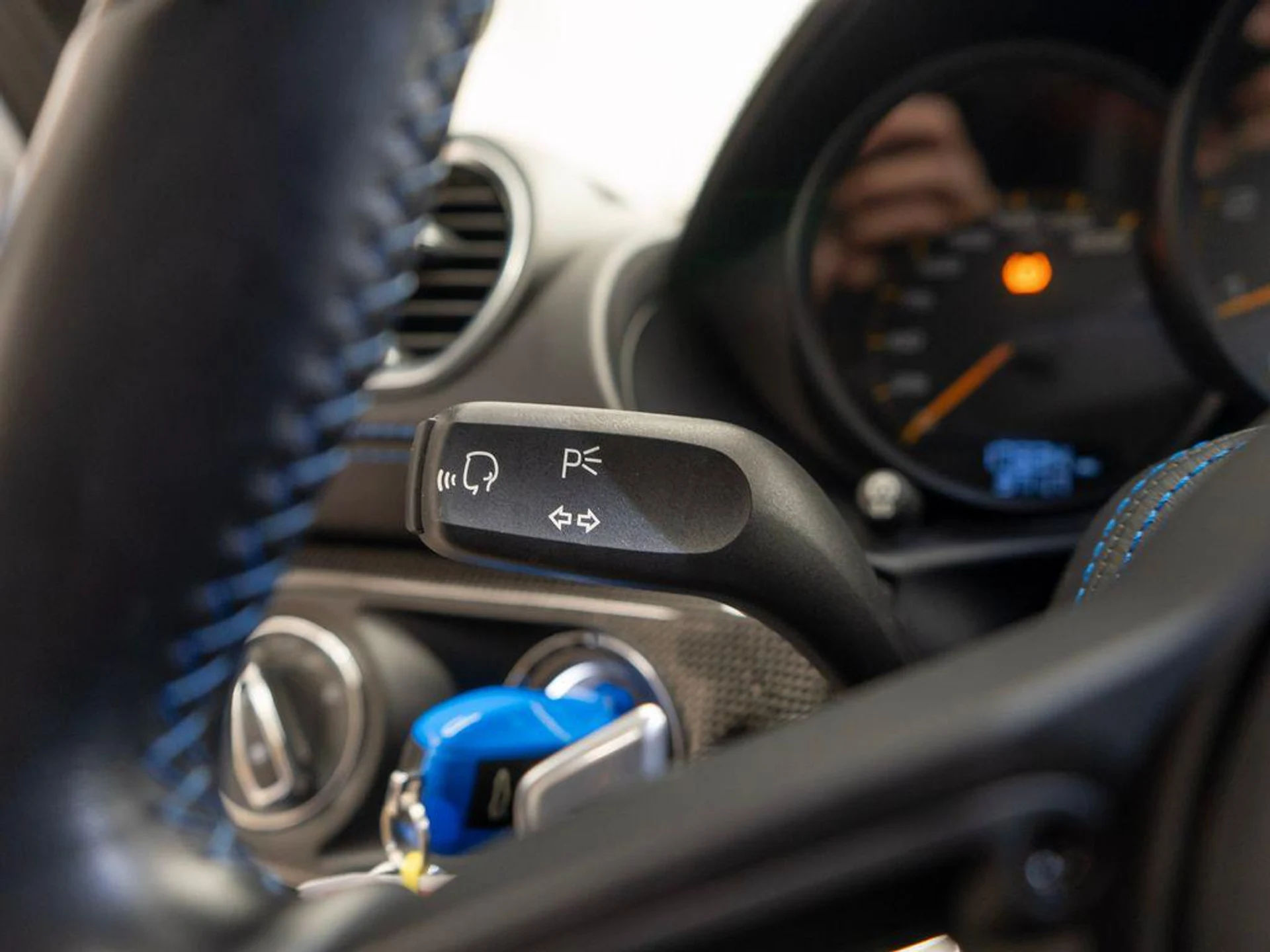 mph015_253663528_4_Iub_VI_Djyfi_G9_C840_O1_B3j_J_Sql8_531dd0c722