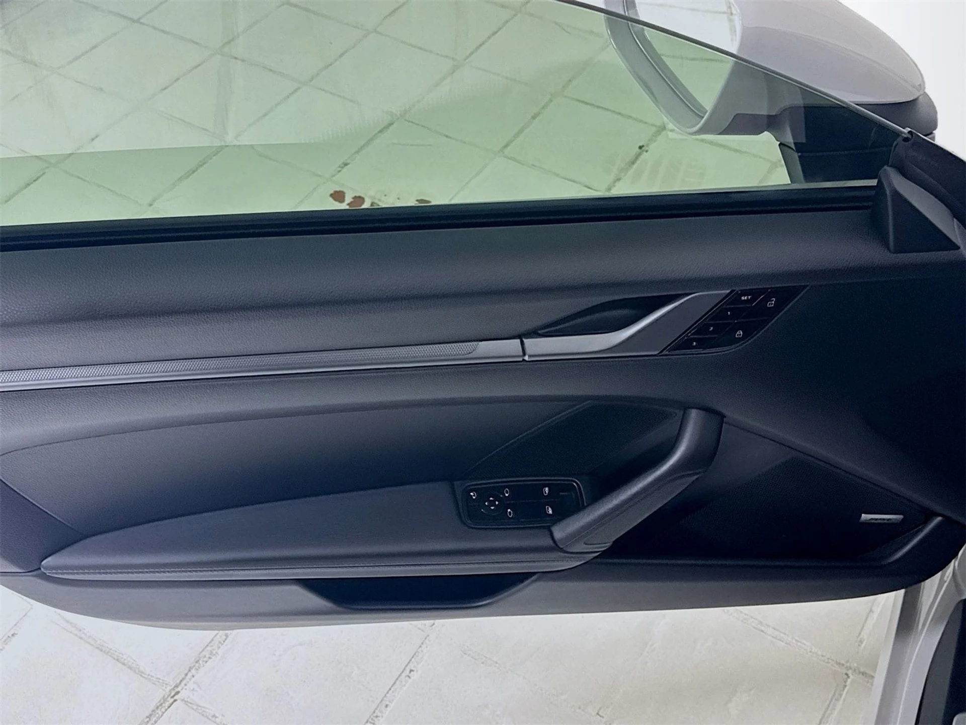 mph015_2538440261_816d4a45fb8a52c42c37a393ac0b1a0dx_b7f3d6e4dc