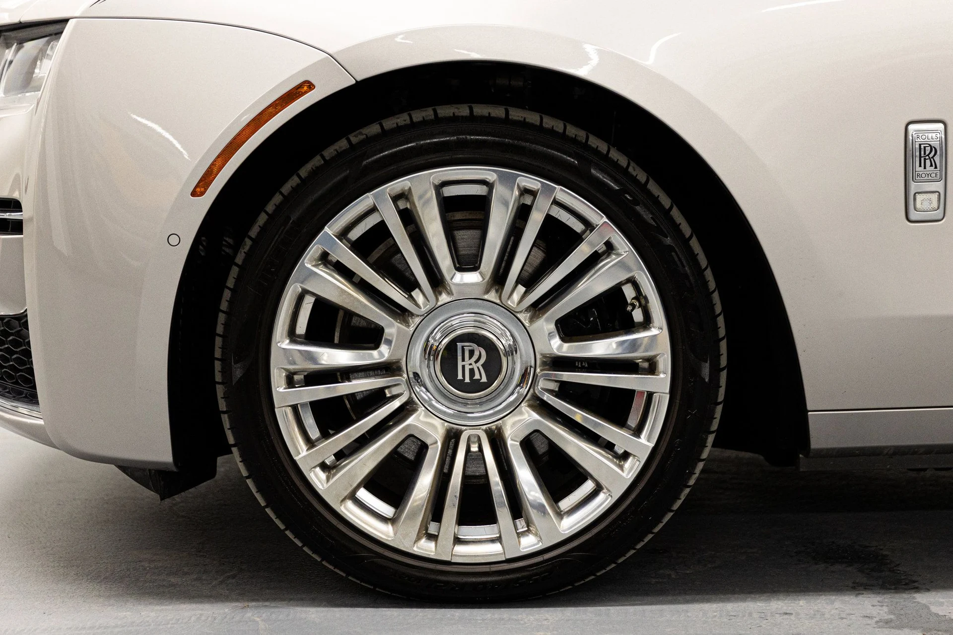 mph015_2548408495_aa11b1f5573b9dc1fa29bfbc288ca290x_d3b1fc1888