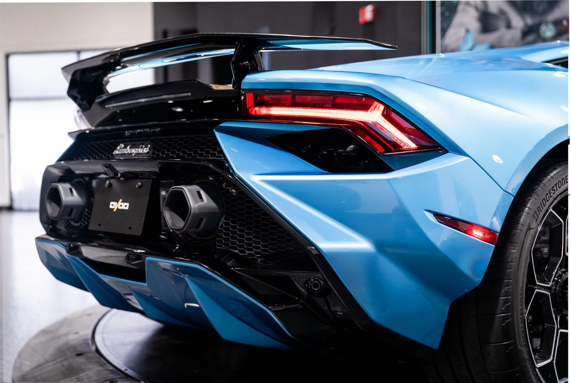 mph015_254918300_Used_2023_Lamborghini_Huracan_Tecnica_Ad_Personam_Paint_Extended_Warranty_1770324383_a1df864fbe