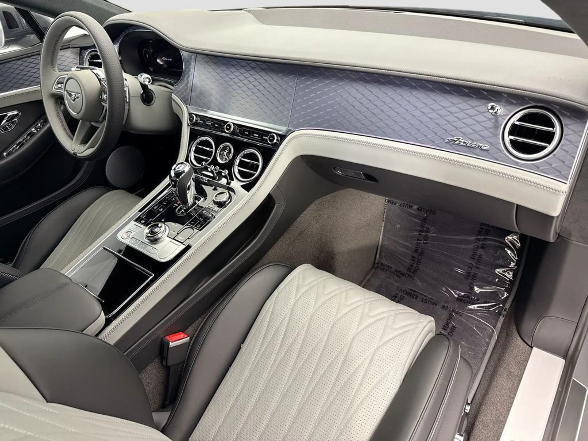 mph015_2549445291_new_2026_bentley_continental_gt_azure_8119_22981513_16_1024_76fa66c2b9