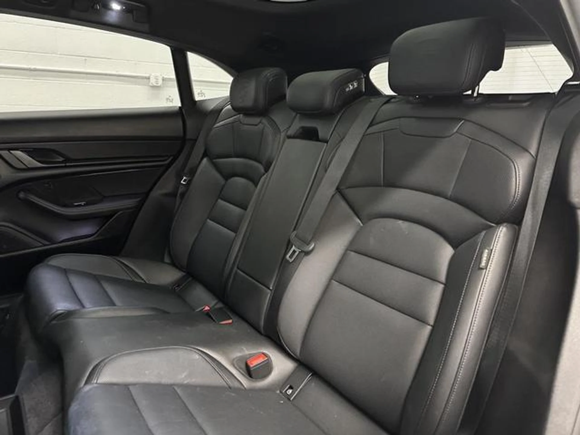 mph015_2570224976_r9_S5_Pu_b_Sal_QD_vl_Atj_DSC_Vc8_U_f5496ebfb9