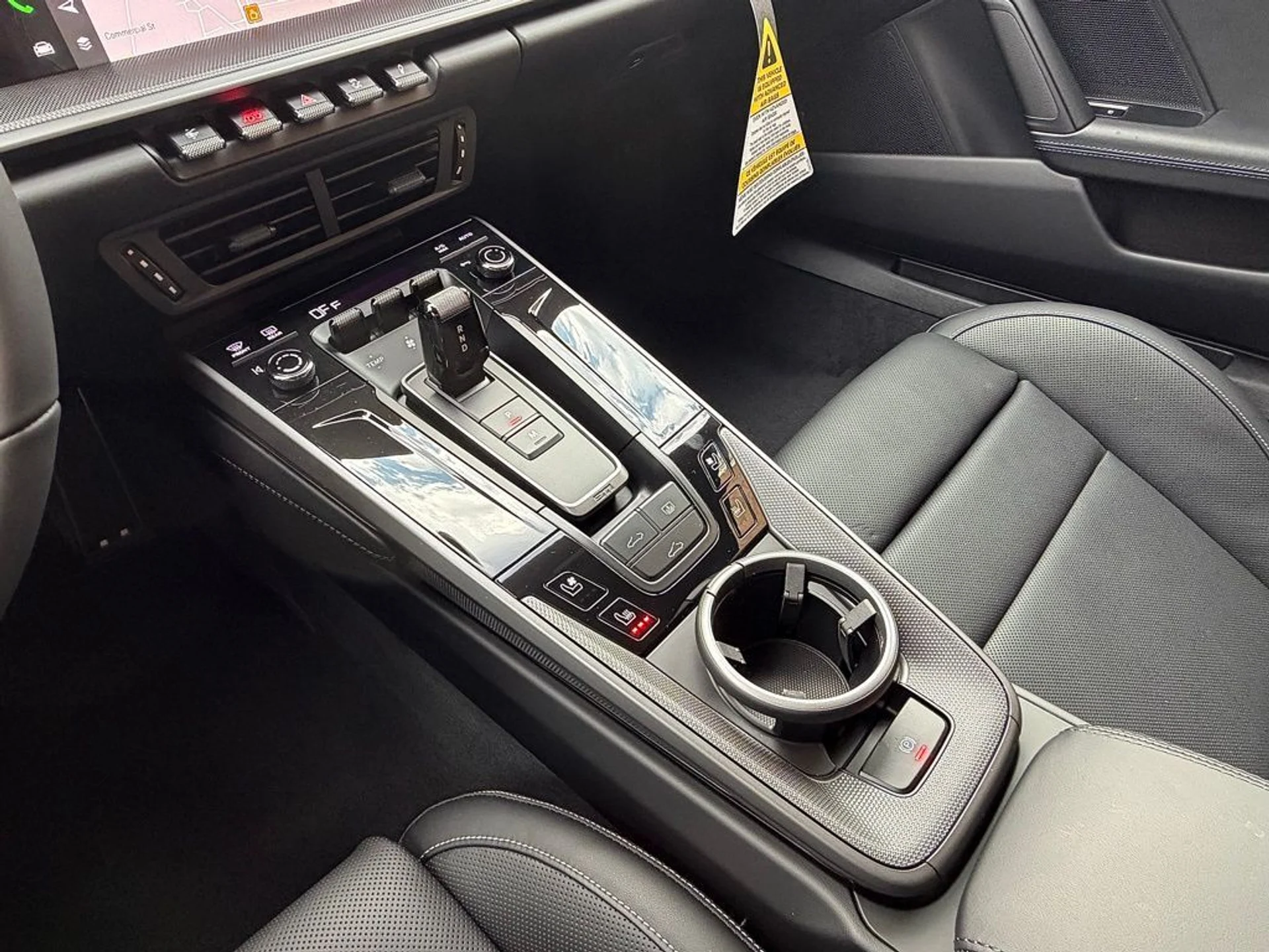 mph015_2577681673_bcc058a40658873cf90f200fd99ab3a3x_adeb4714b3