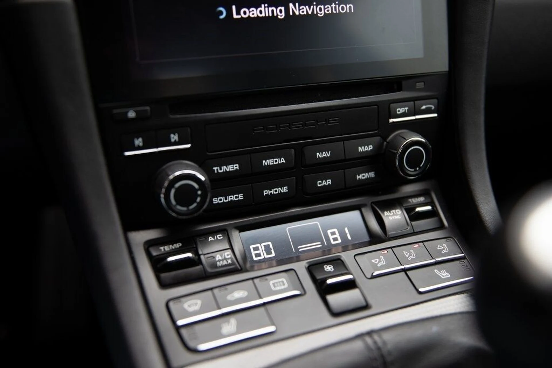 mph015_2577809156_7d33367ad9eca10426595f8303fd7bbfx_061c40bd2a