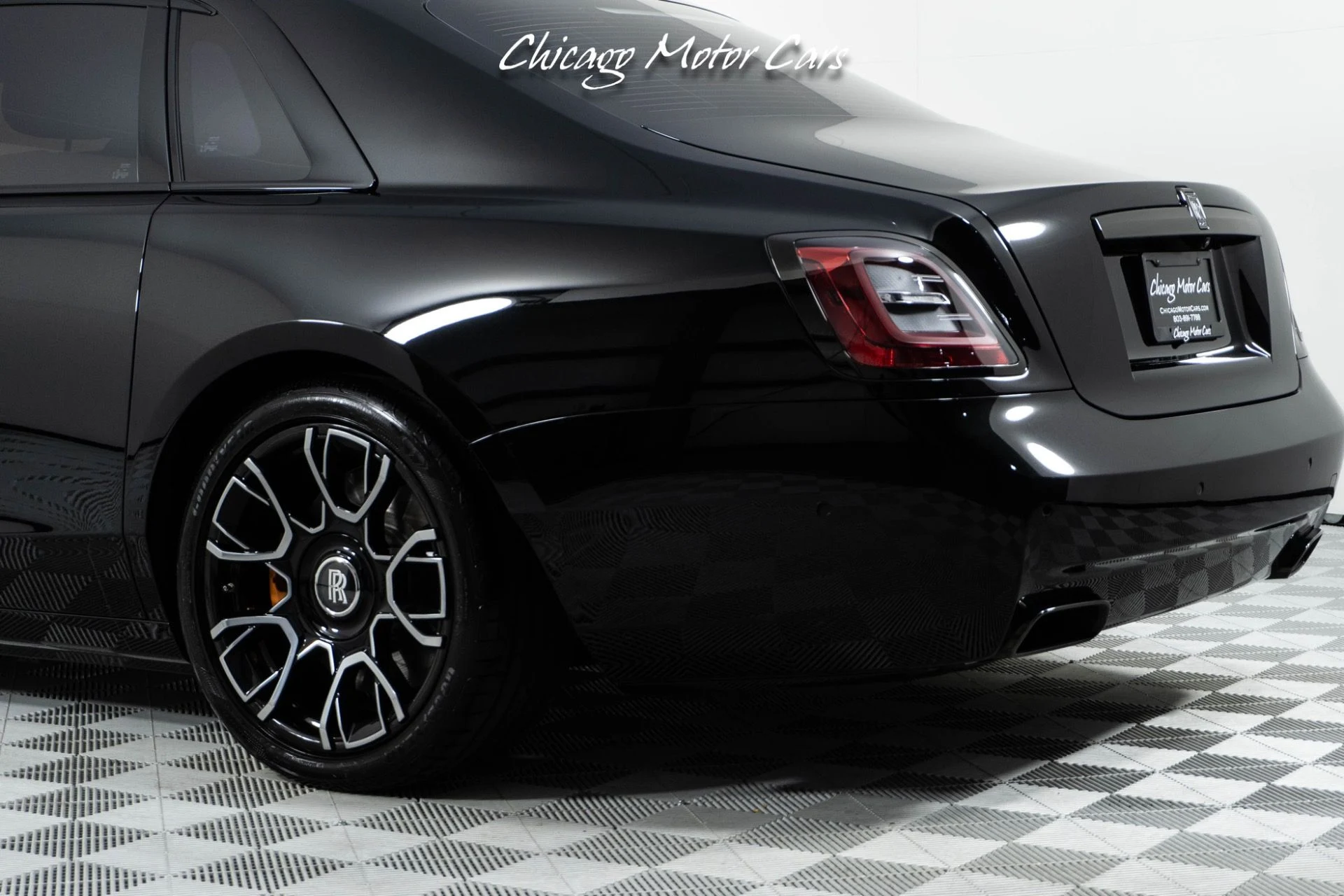 mph015_2579056979_13458_p16_l_af533d0a13