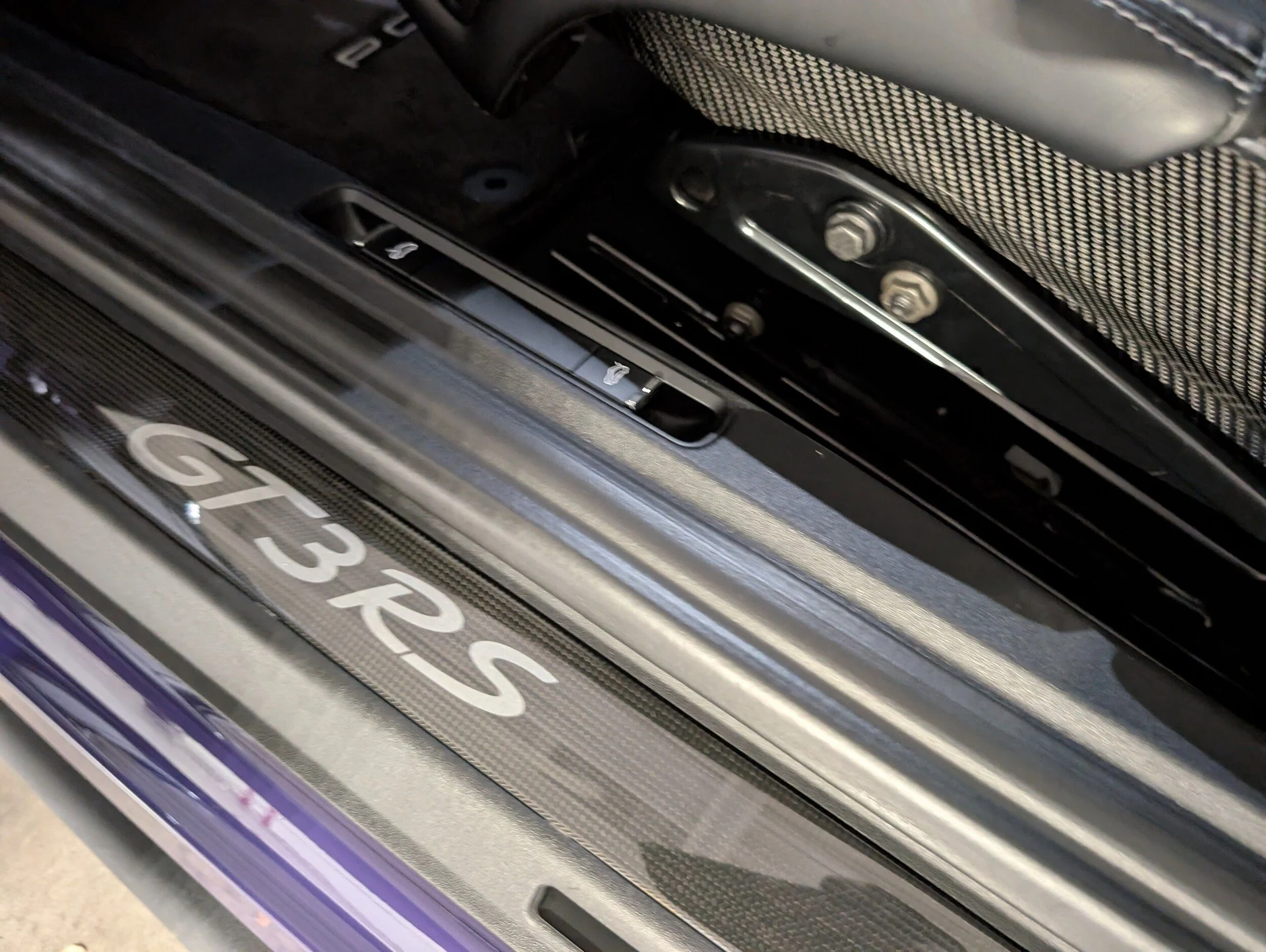 mph015_2584479500_bd933c1928f98e4ee3834bf0dbbc6b57x_d42323b228