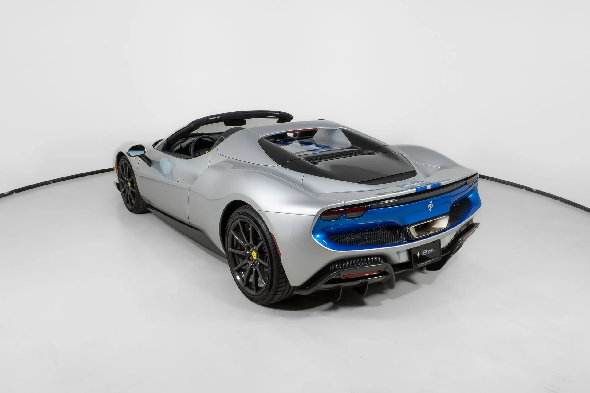 mph015_2587090793_438dca11b97ddf432fcac00a167c57ea_7bf53b308d