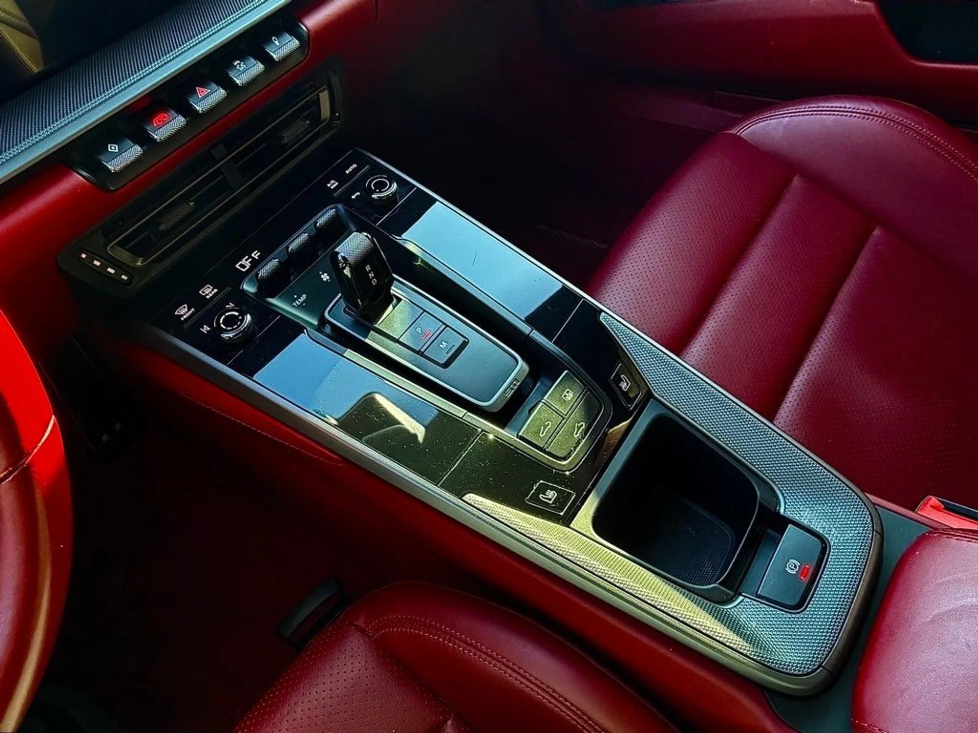 mph015_2589803245_e89428d8c69769421f4bbc384f6502efx_c902a186dd