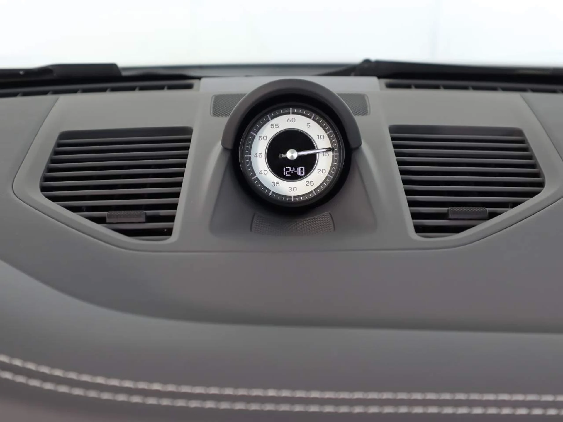 mph015_2593194062_WP_0_CD_2_A90_PS_263128_3_48d5621abc