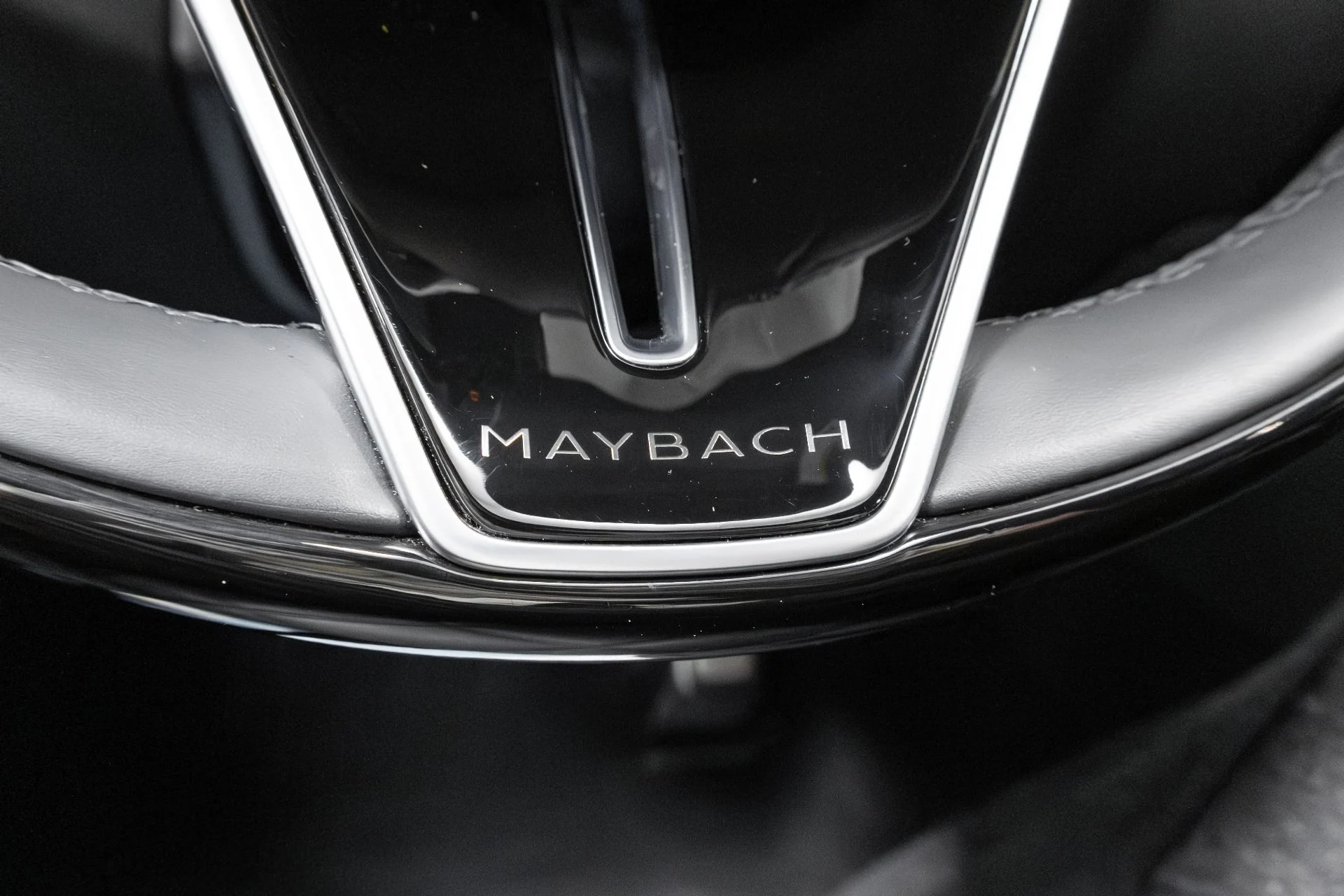 mph015_2593577838_Used_2024_Mercedes_Benz_S_Class_Maybach_S_680_4_MATIC_1764625509_bc9ff57a2f