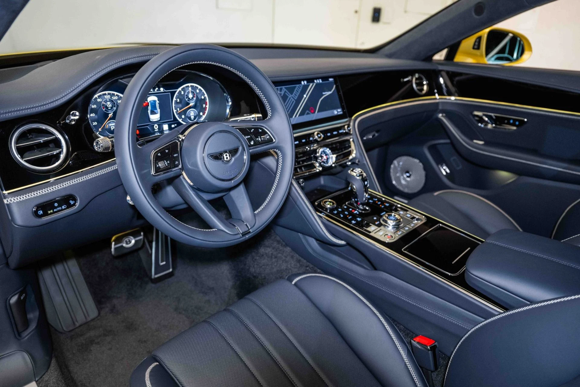 mph015_2594592933_Used_2024_Bentley_Flying_Spur_Edition_8_1721508195_1aef641369