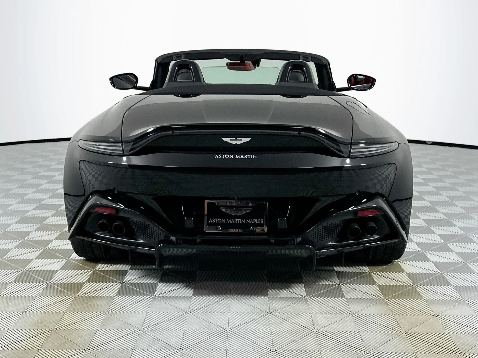 mph015_2599794795_16_7037aad846