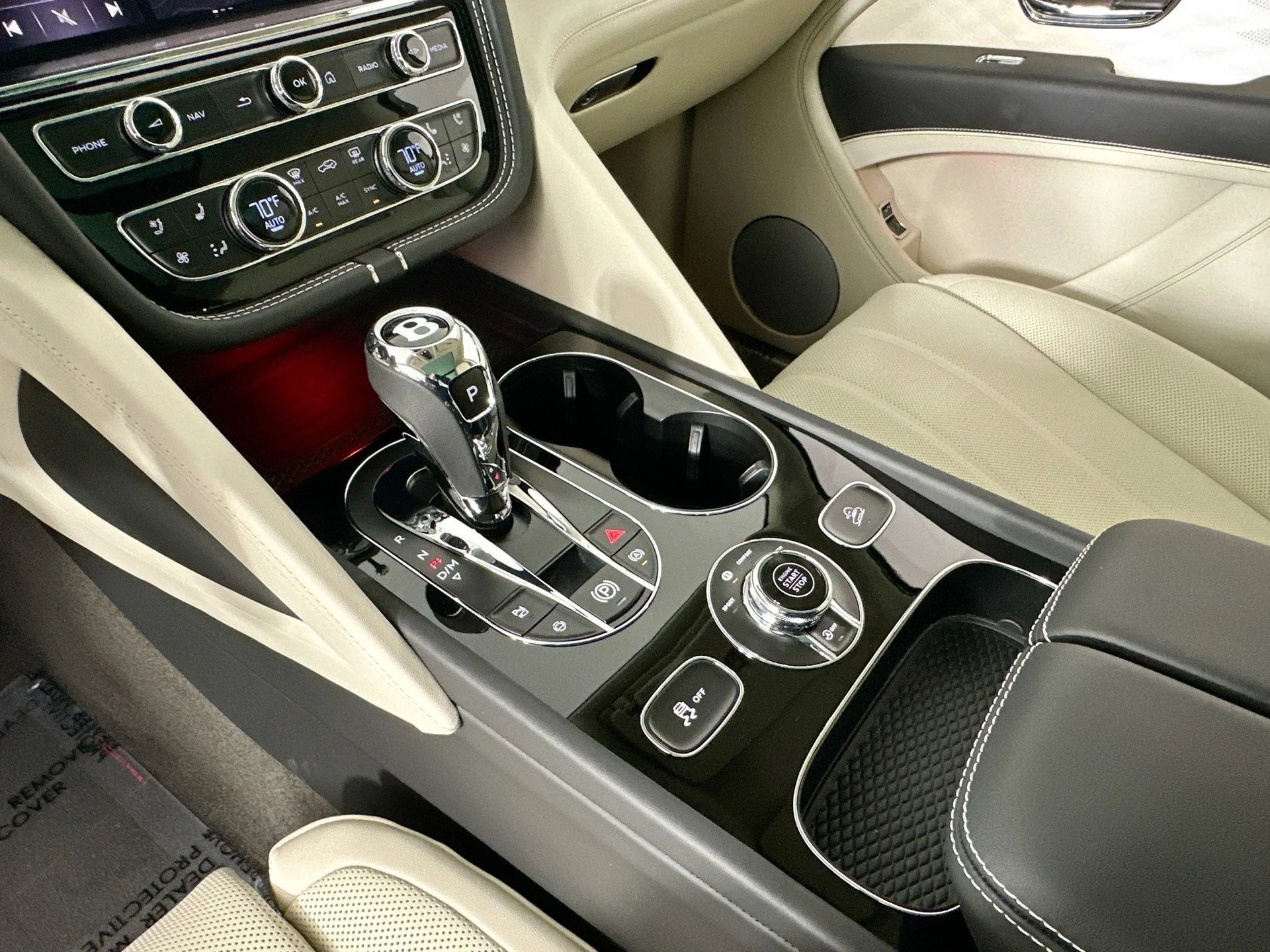 mph015_260213176_16_f70dd1adea