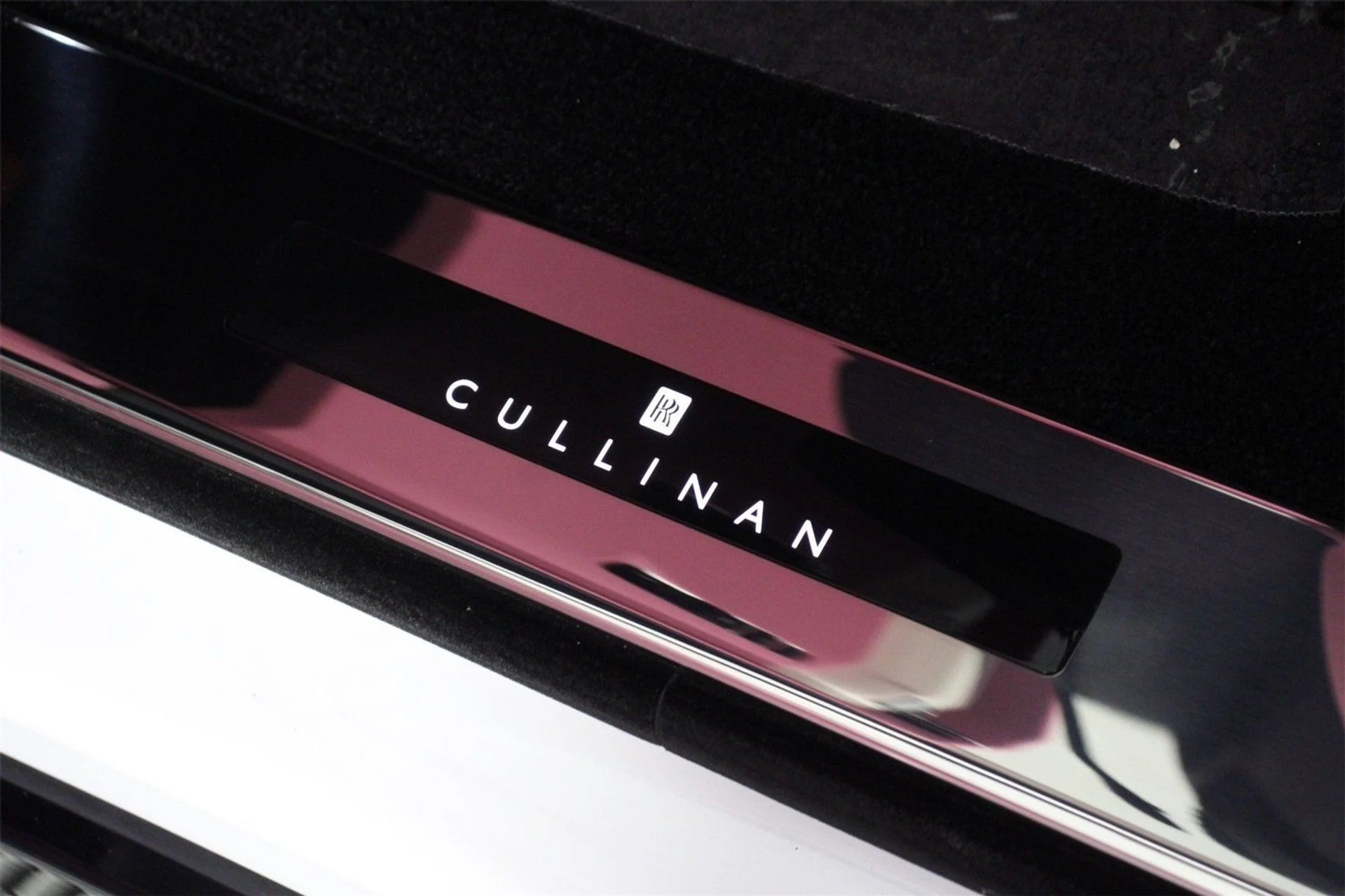 mph015_26091225_0bcf14f177b210504b11728173ff2aab_990a3f2355