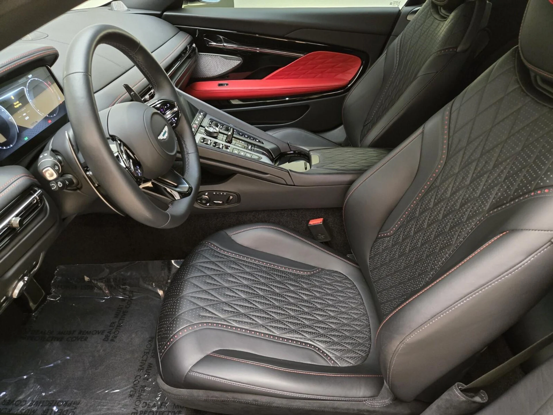 mph015_2615005027_Used_2024_Aston_Martin_DB_12_1753163969_919615bb03