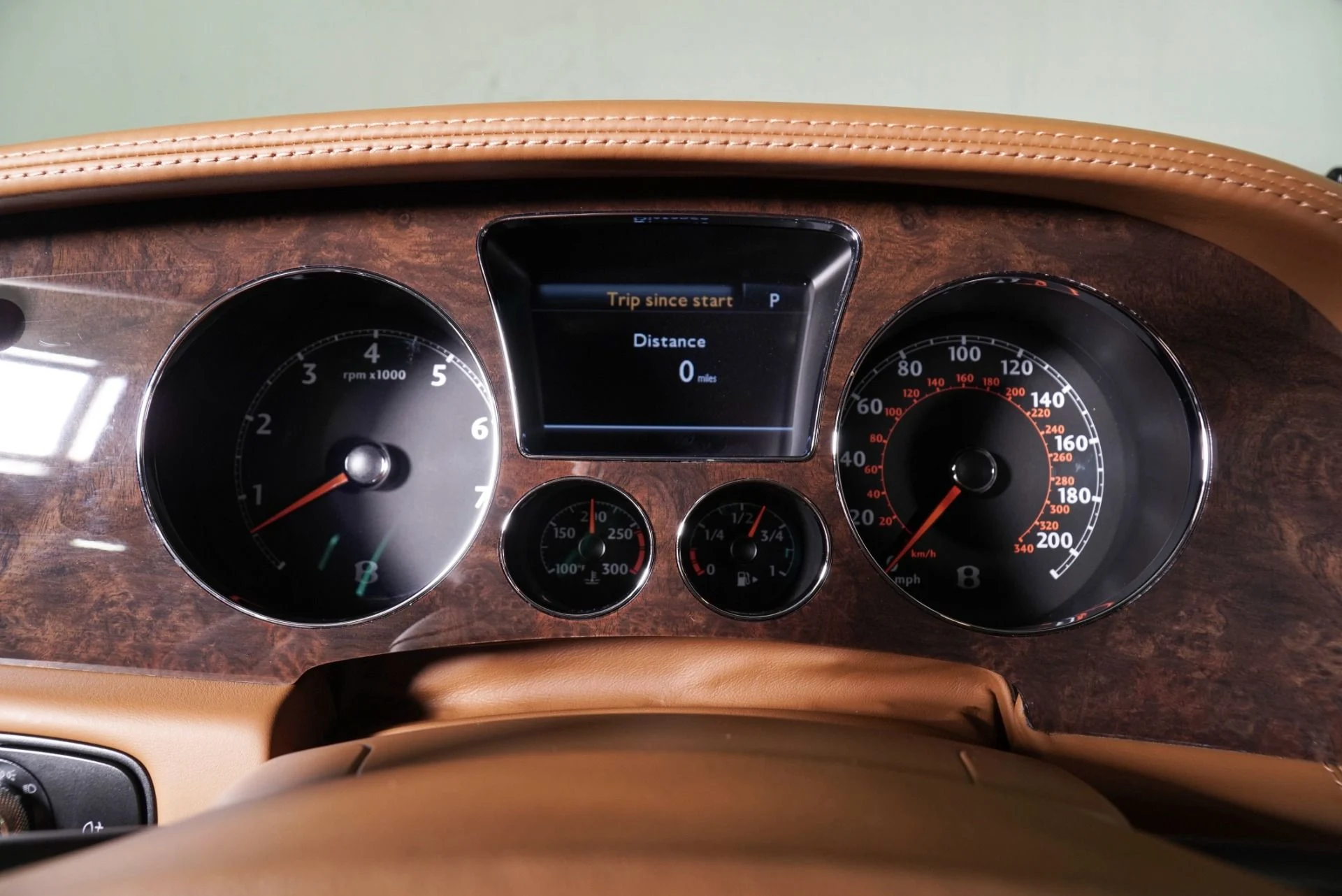 mph015_2617880175_Used_2013_Bentley_Continental_Flying_Spur_Speed_1773400827_e61a2416c9