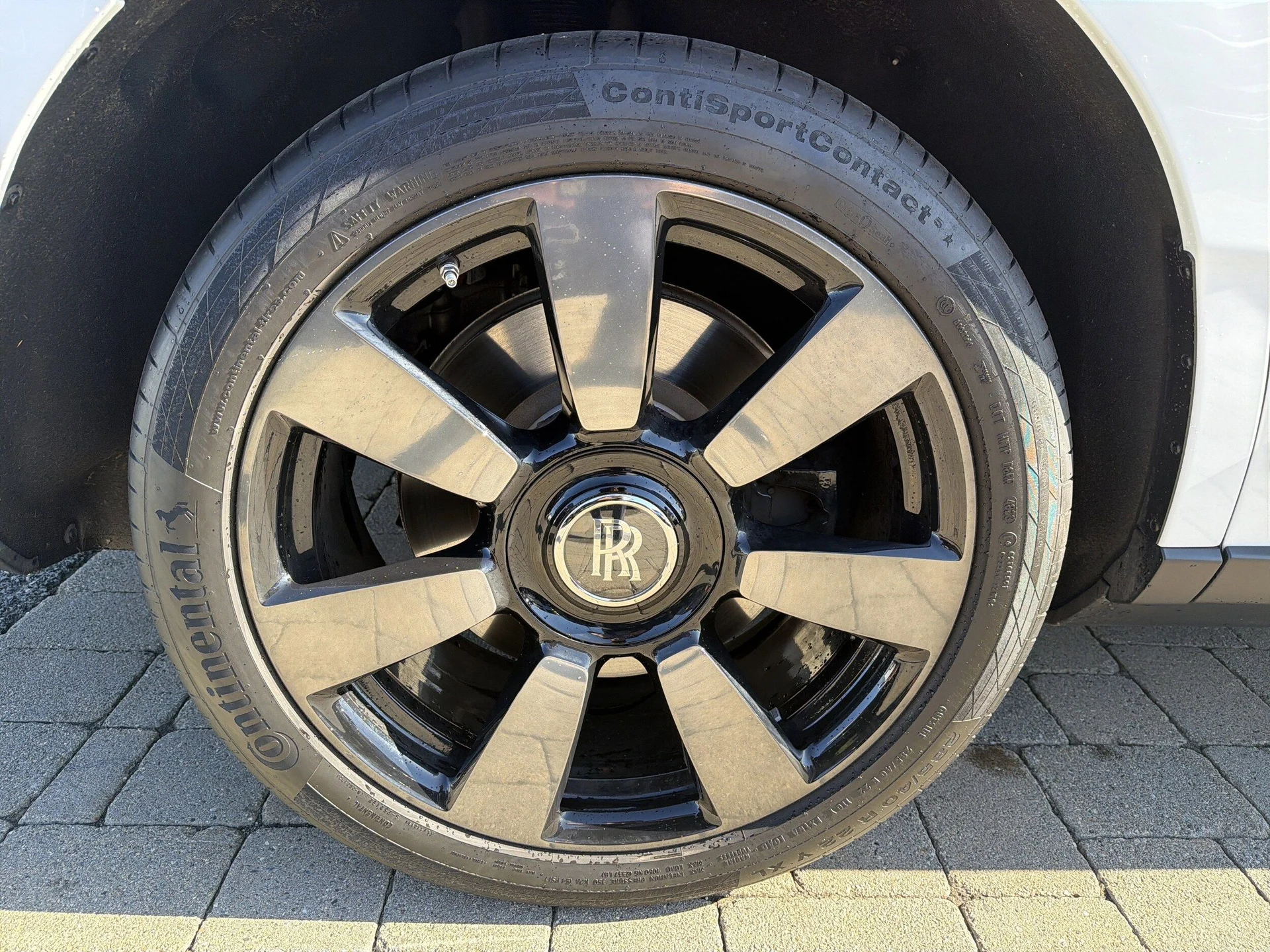 mph015_2618278987_ec91cb4698ff9bf8e75ad9546a0172c9x_fe8d4ce377