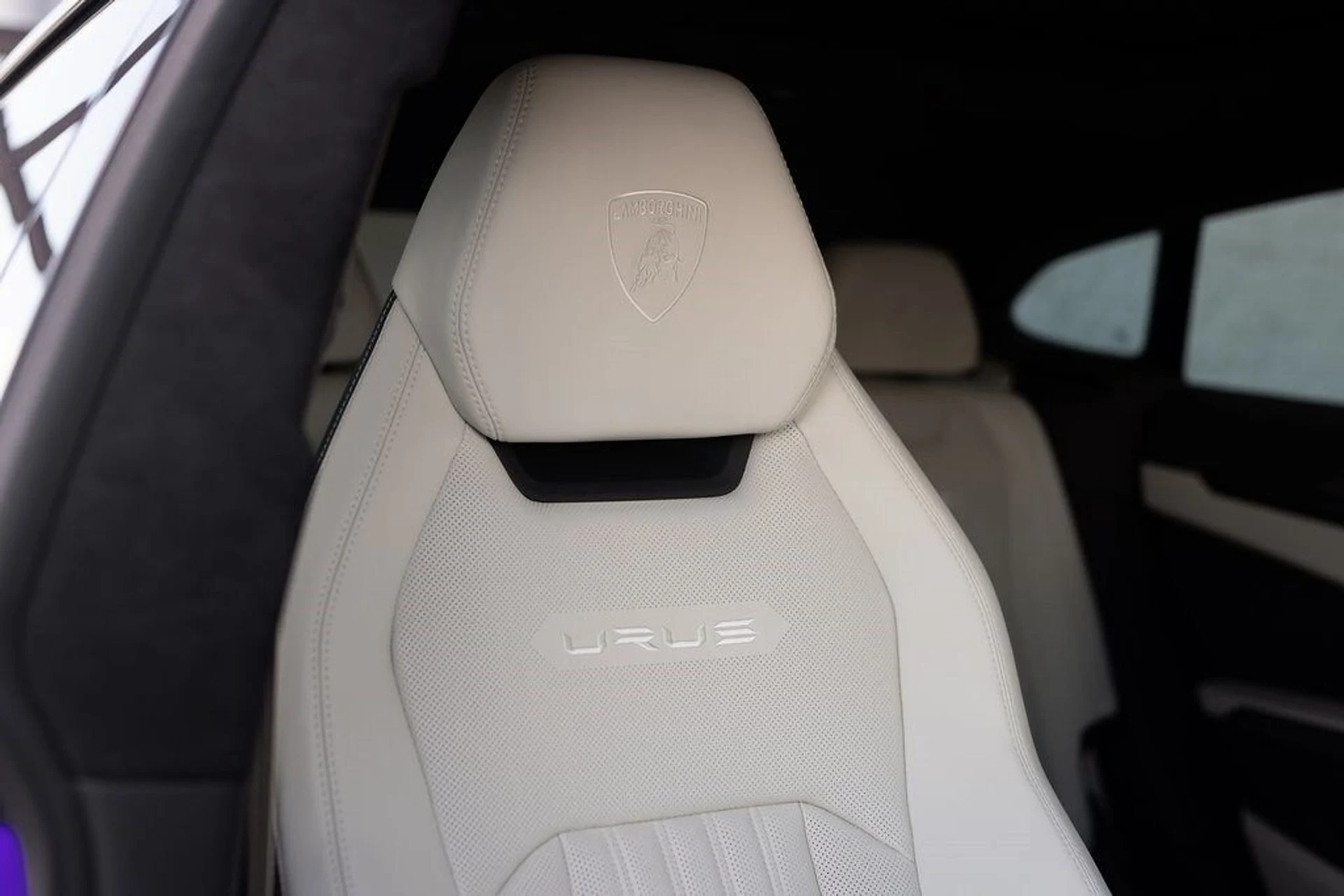 mph015_2622269972_0a7759d92e291c58fb56b5da51e6dc1dx_cf654bff43