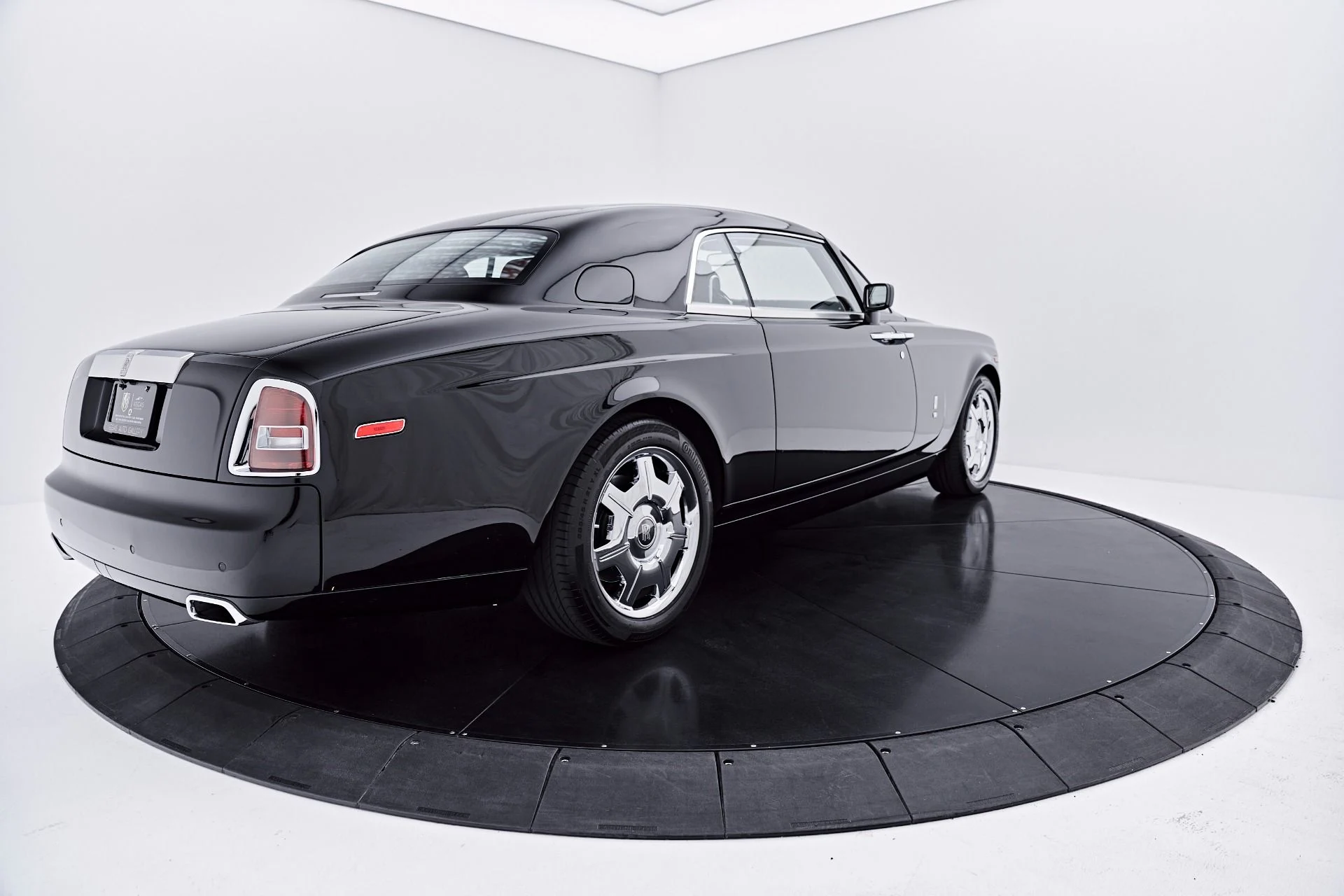 mph015_2624124180_Used_2009_Rolls_Royce_Phantom_Coupe_Base_1784853695_f1c751e8e6