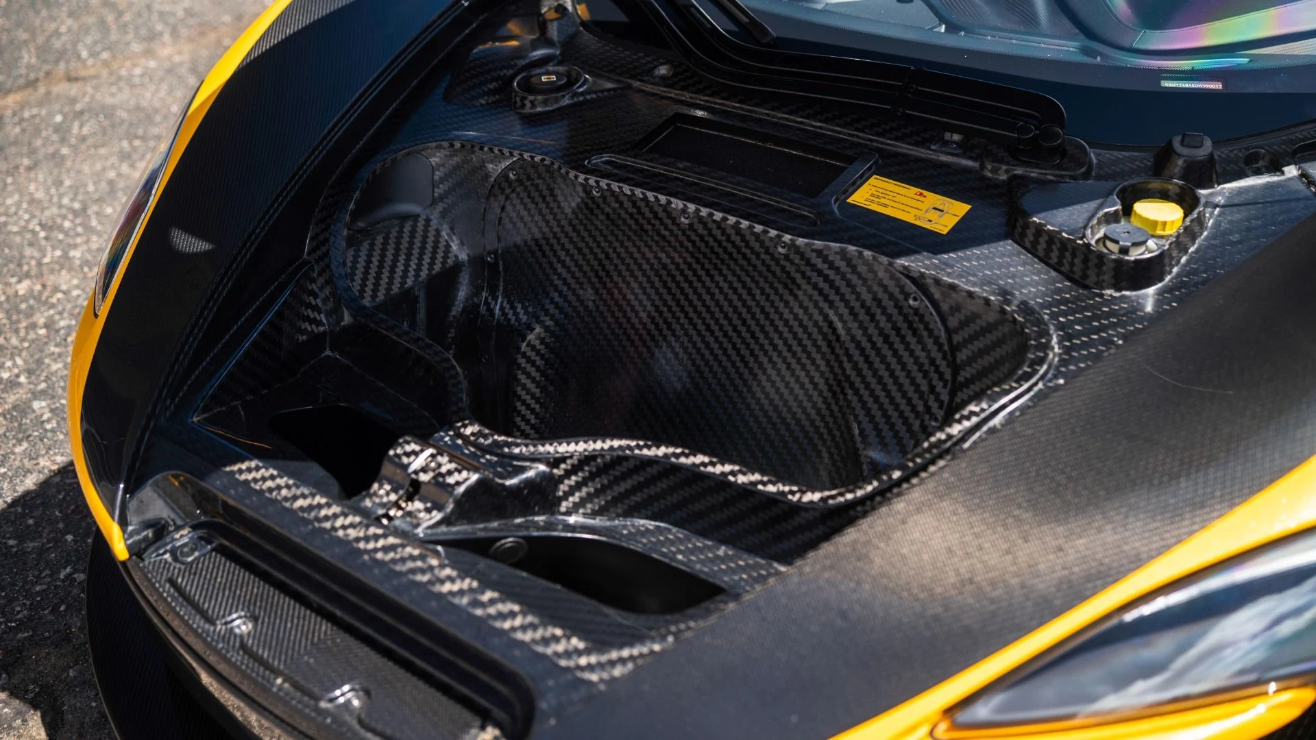 mph015_2625267487_Used_2013_Mc_Laren_P1_Coupe_1779235082_71ad8e8f05