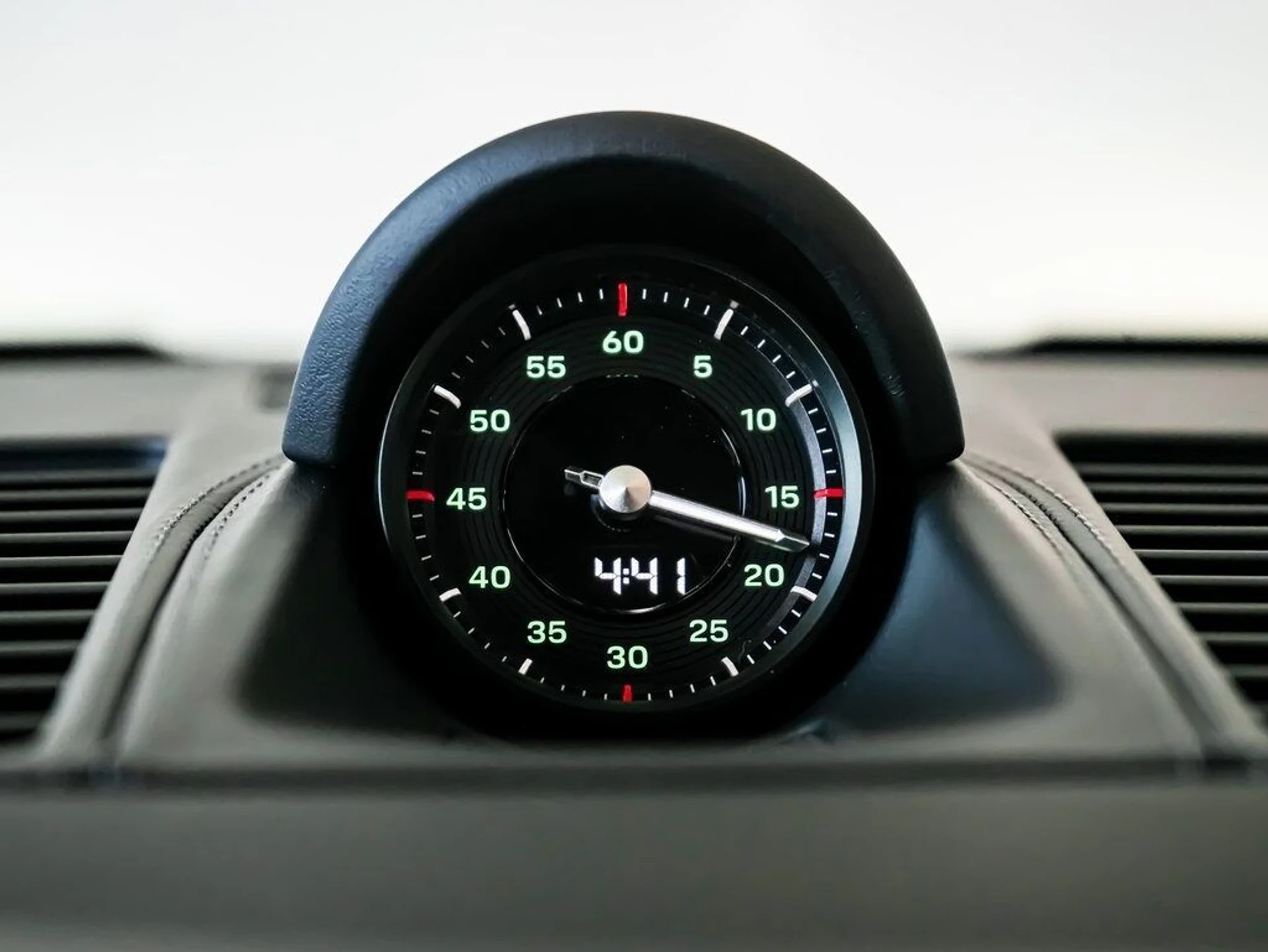 mph015_2626021647_e1e8216b5d01c0ec3de9967936f2d1a1_ef3889e489