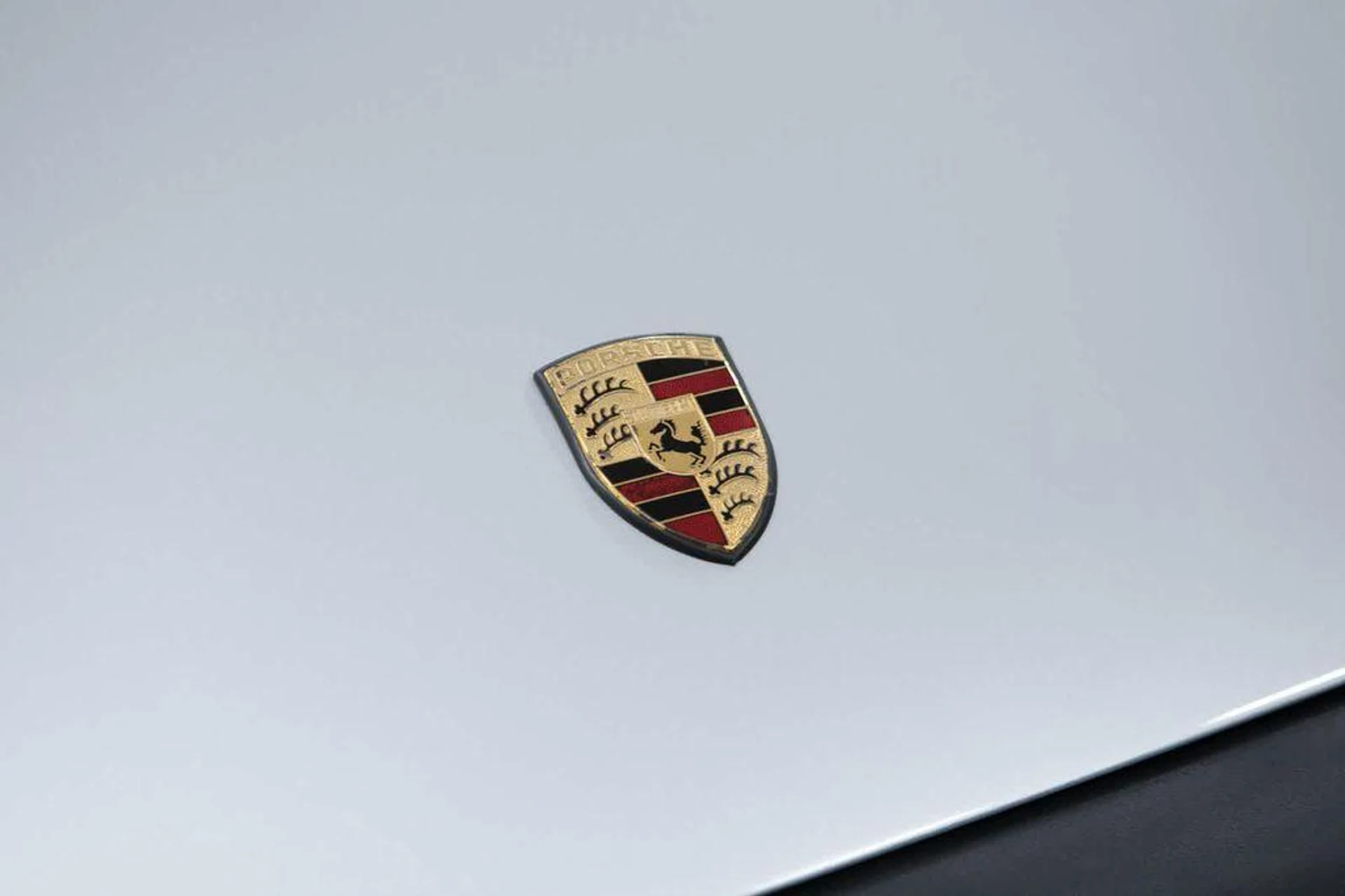 mph015_2626164015_E9_Pj_H81_Ti_CH_3_Id_WIP_2m7v_OX_0_EY_0_db6d38d544