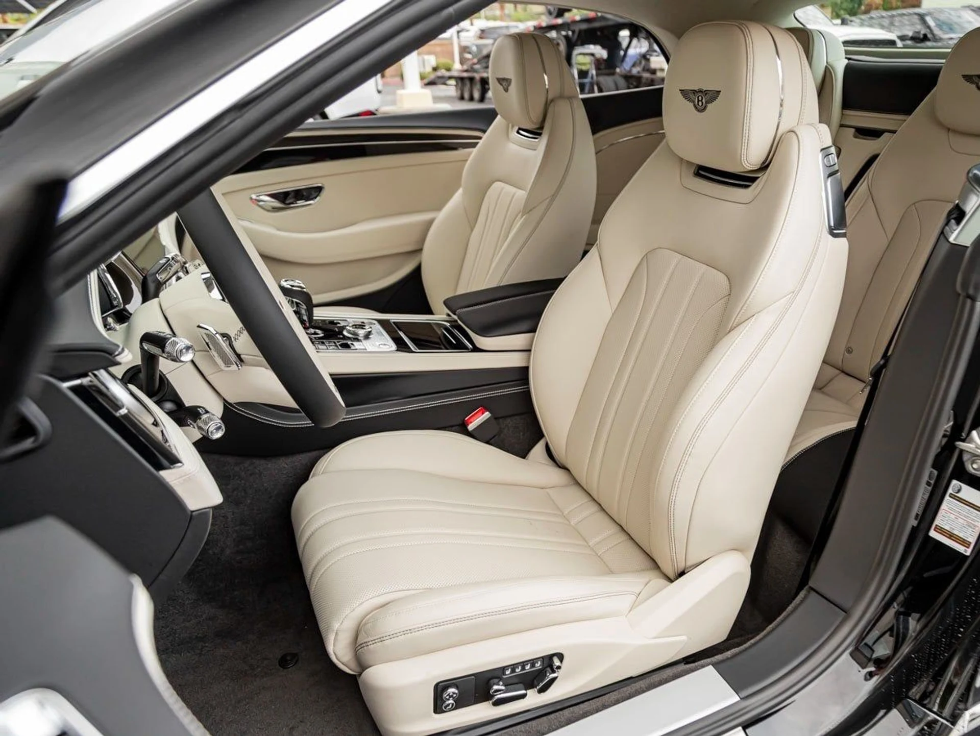 mph015_2635535251_16_2106f86d69