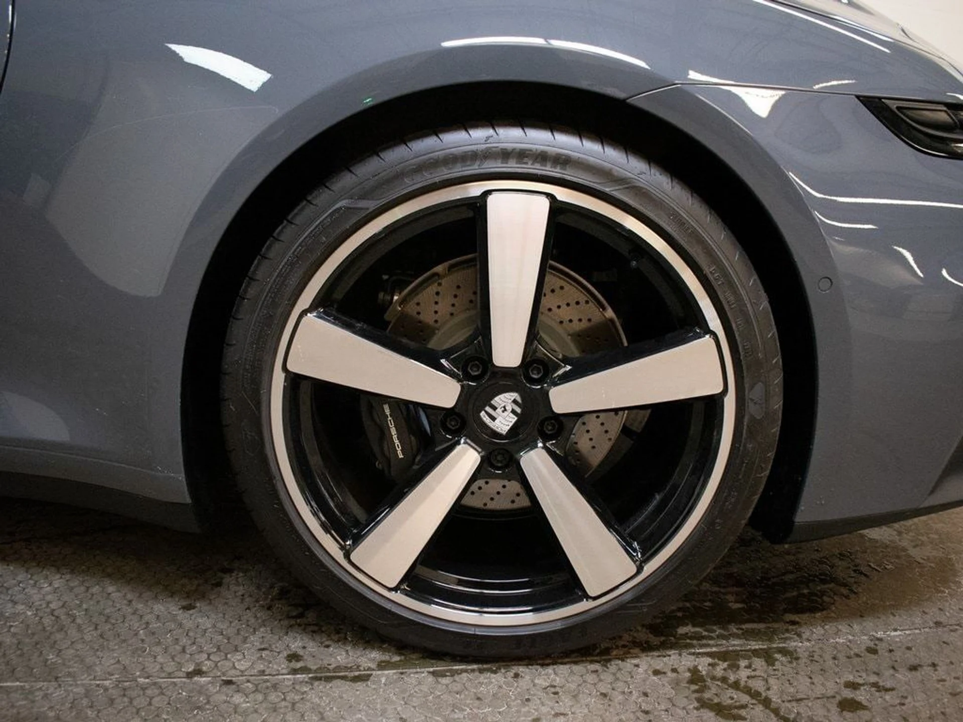 mph015_2639373268_b6bed6dc8a1b0d611f8338a04675a1cex_360566b1c0