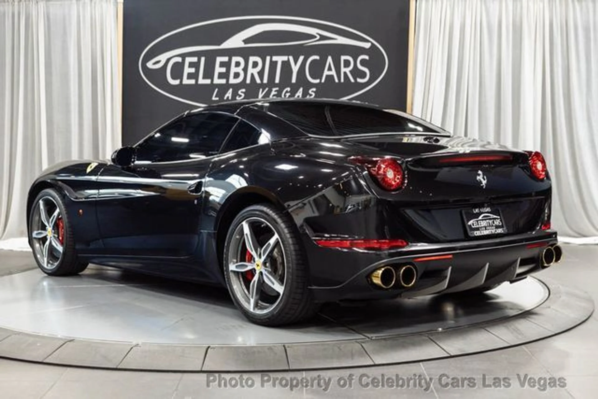 mph015_2641749385_used_2017_ferrari_california_t_convertible_9707_23074635_20_640_df3bdf130e