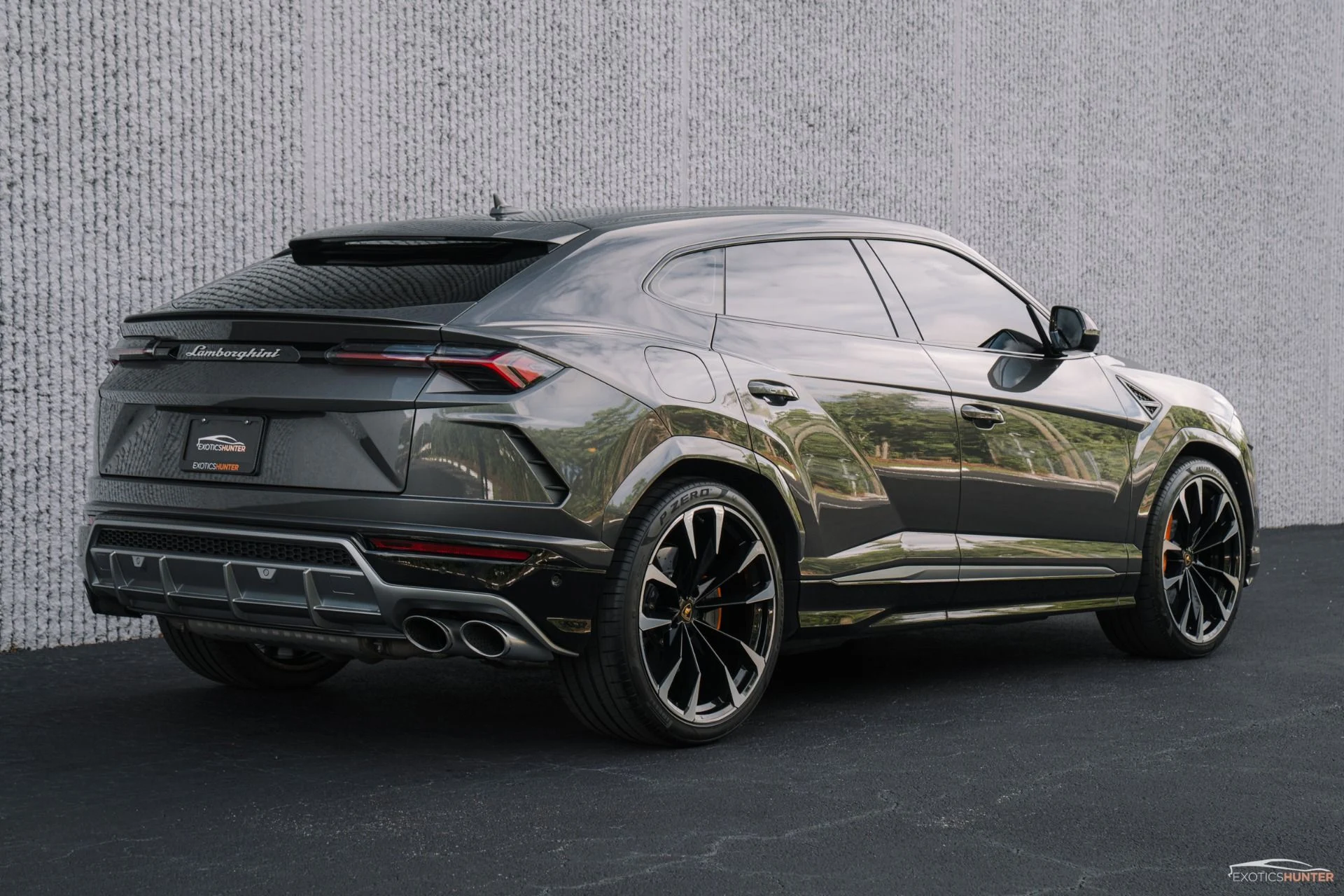 mph015_2657294478_Used_2021_Lamborghini_Urus_w_Bang_Olufsen_Advanced_Sound_Parkassist_1758750772_12ba63abc1
