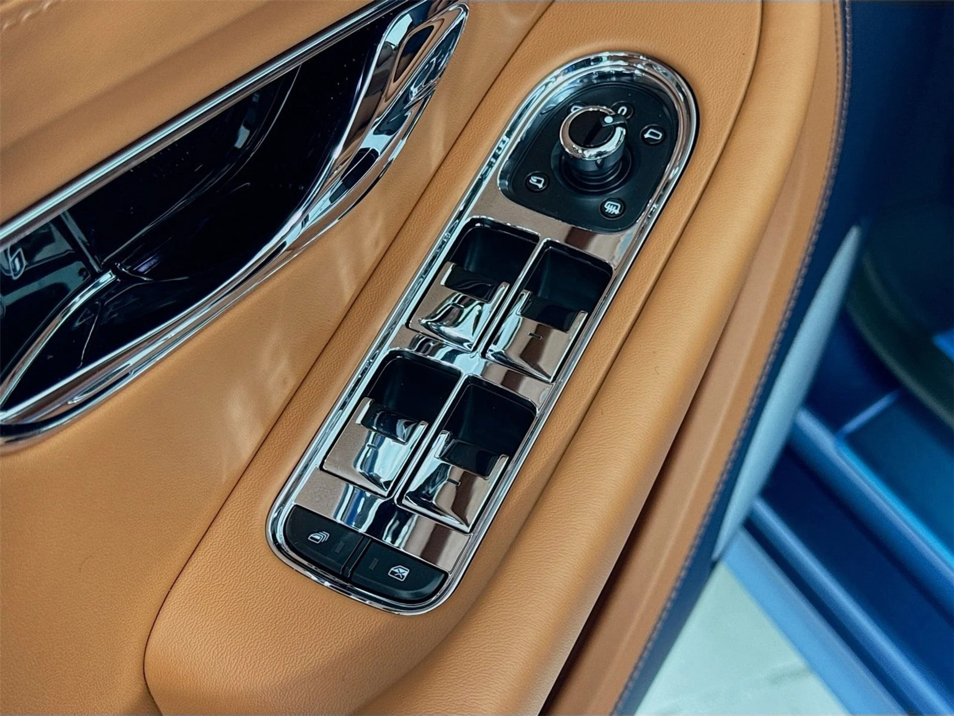 mph015_2668840846_da89b9281084a9c6d92cabe630013473x_800db01fa6