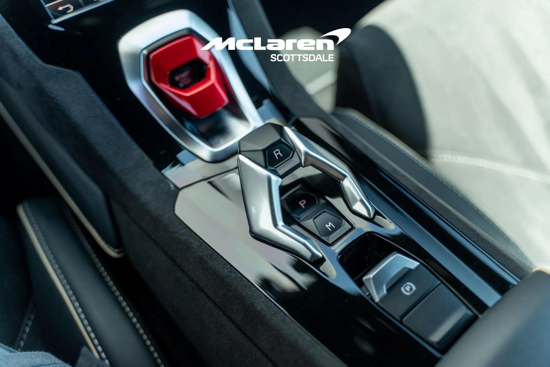 mph015_2680999584_Used_2024_LAMBORGHINI_HURACAN_STERRATO_Sterrato_1785521598_20a664669d