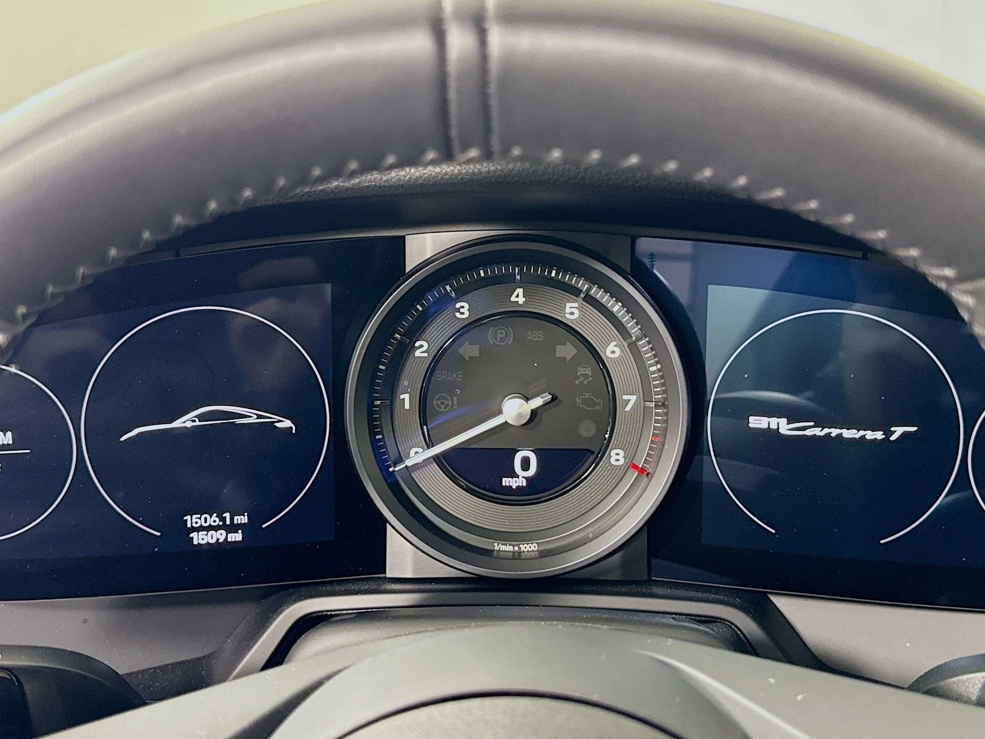 mph015_26813141_f4ad4f9b9a12adeca843dee2433b301fx_39a382e61b