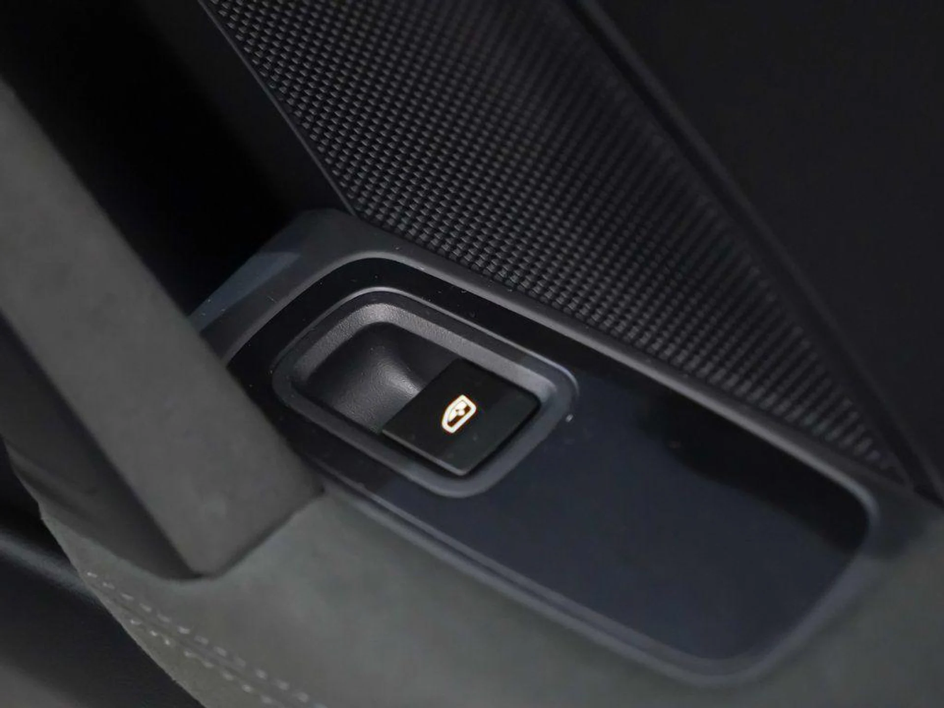 mph015_2682492105_HVJF_y_Ste_S_Zfqe_Ub_Z7_Tcs8d_J_Bo_d3208c8300