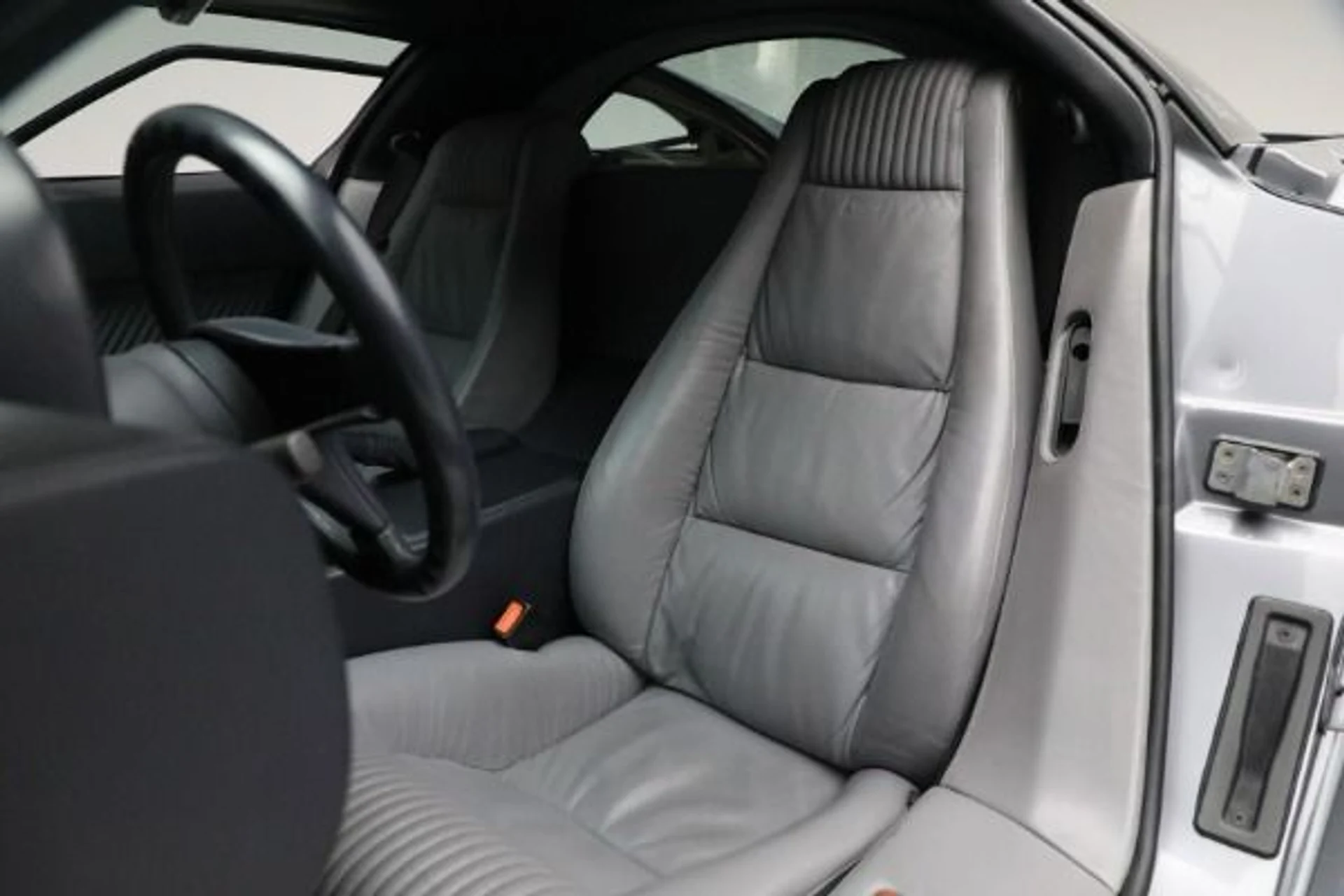 mph015_2690640409_Used_1993_Bugatti_EB_110_GT_48546707d3