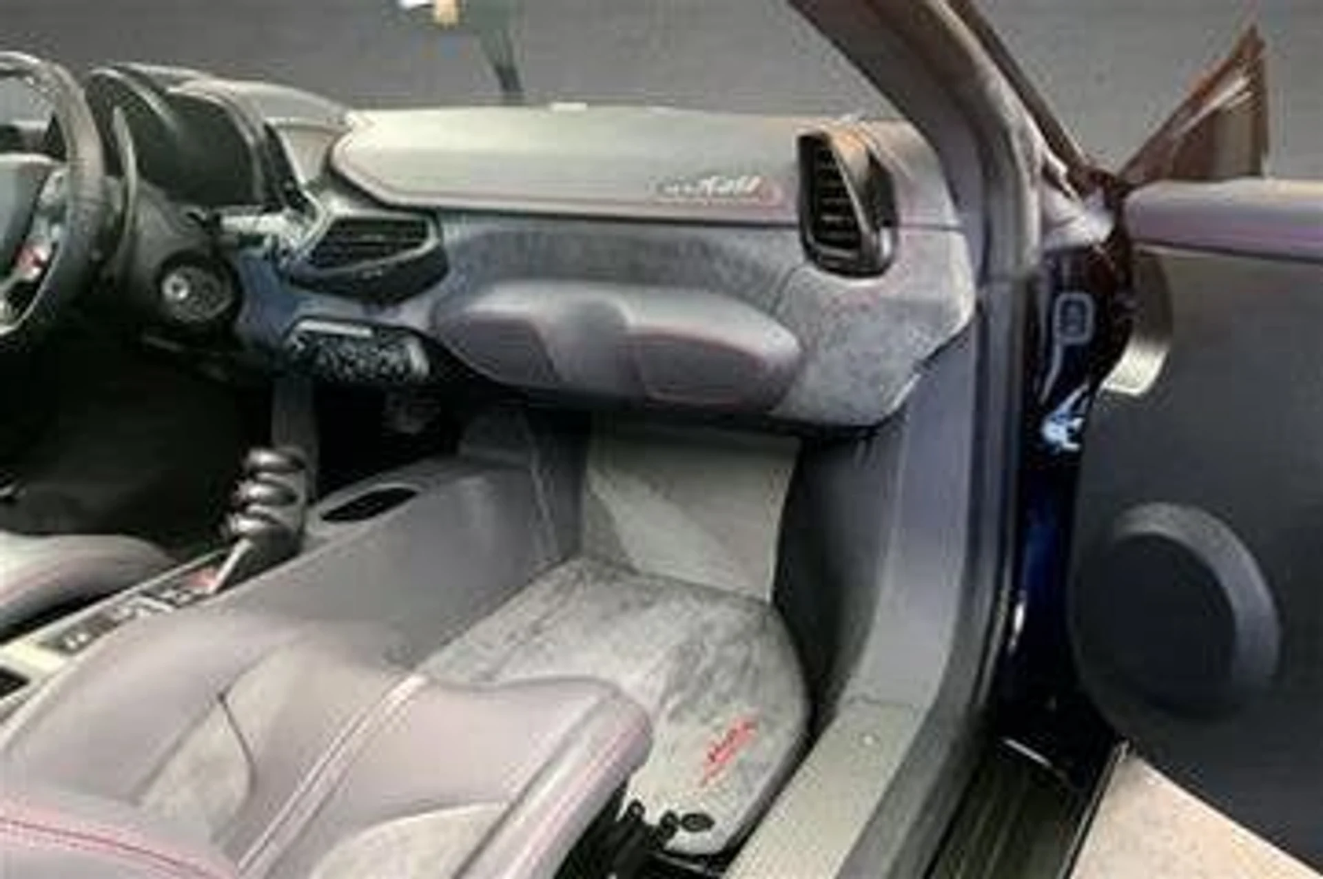 mph015_2691605505_4e5bcf18422247719a0e2f296a70d3f7_9f19e4950f