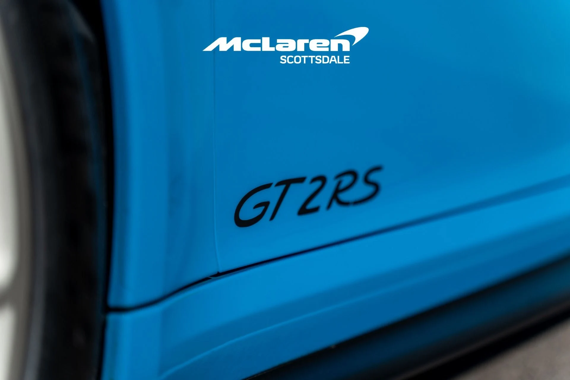 mph015_2693285361_Used_2018_PORSCHE_911_GT_2_RS_1765679912_35e6c3a308