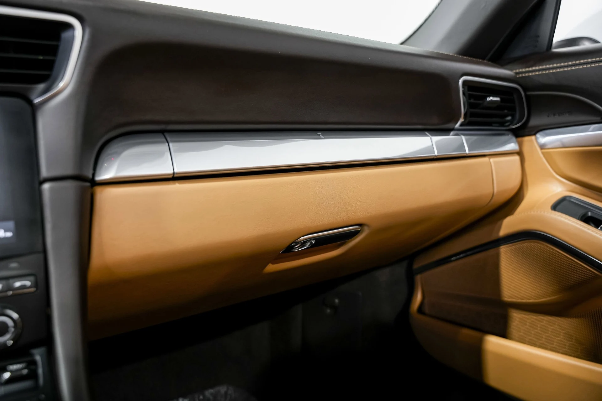 mph015_2696378525_055d0c2c04ded4a457cc77642ba75930x_fc4abdd219