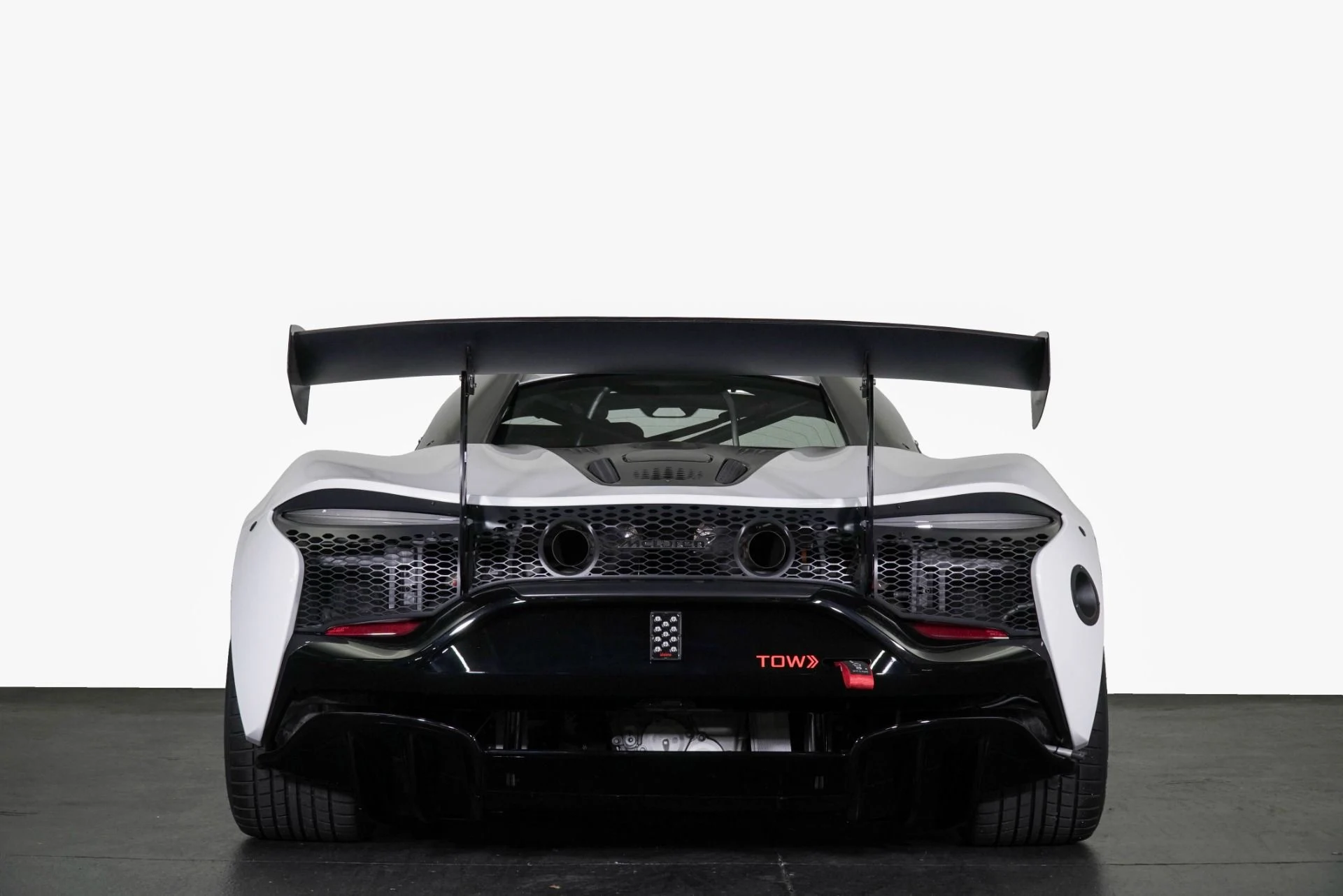 mph015_2704181375_Used_2023_Mc_Laren_Artura_Trophy_EVO_1775707442_4d70a5f773