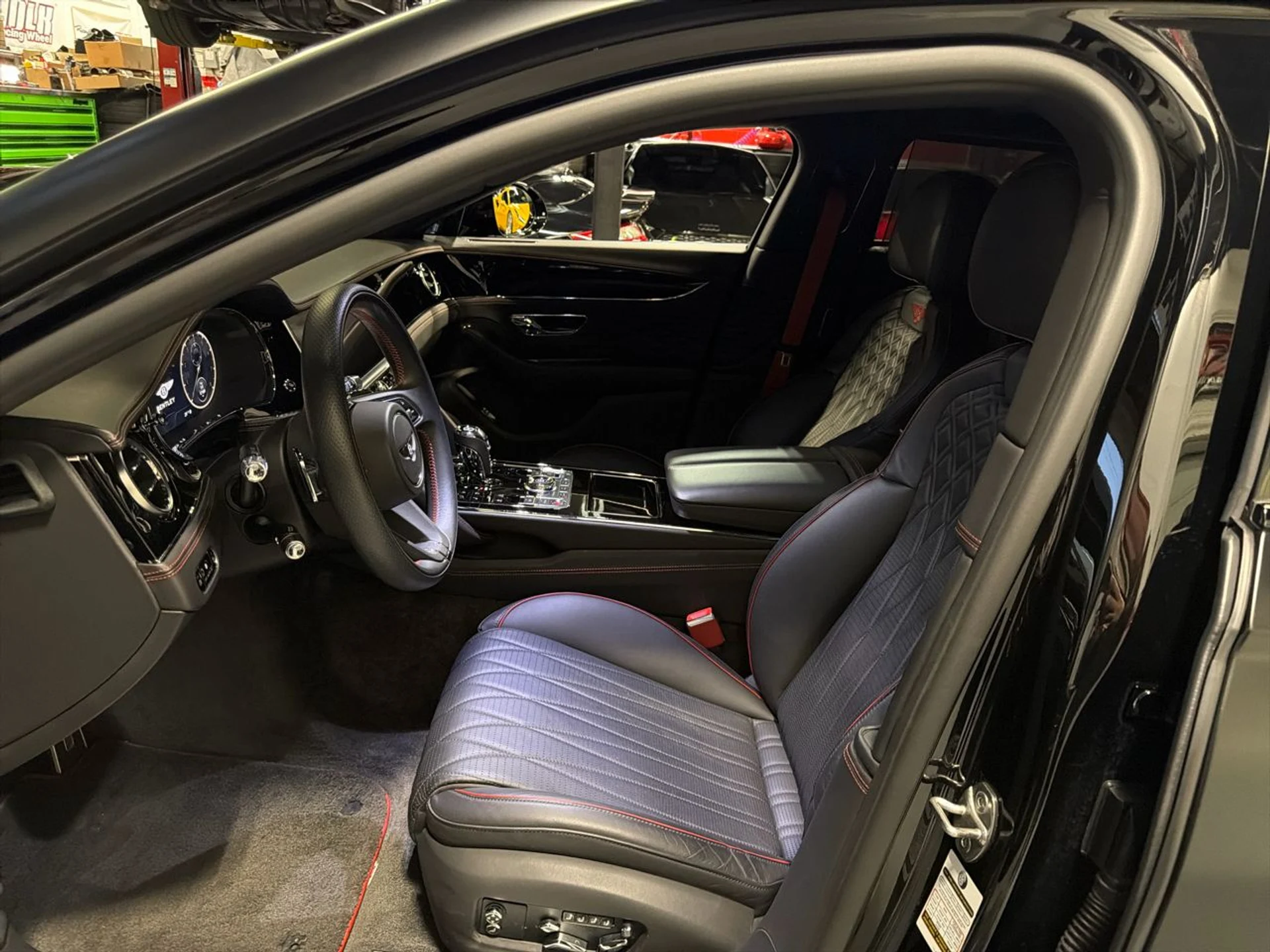 mph015_2706509373_639041803159958499_9001dc089a