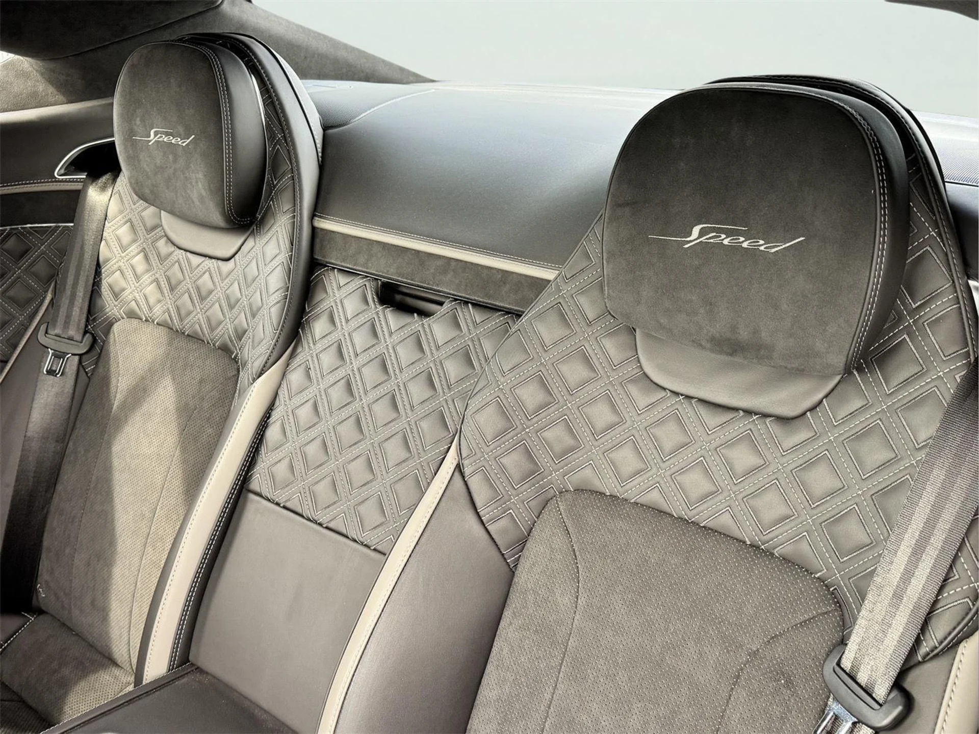 mph015_270723294_9005d89fd1e9070a24b10bcaec98697c_e2872c1edc