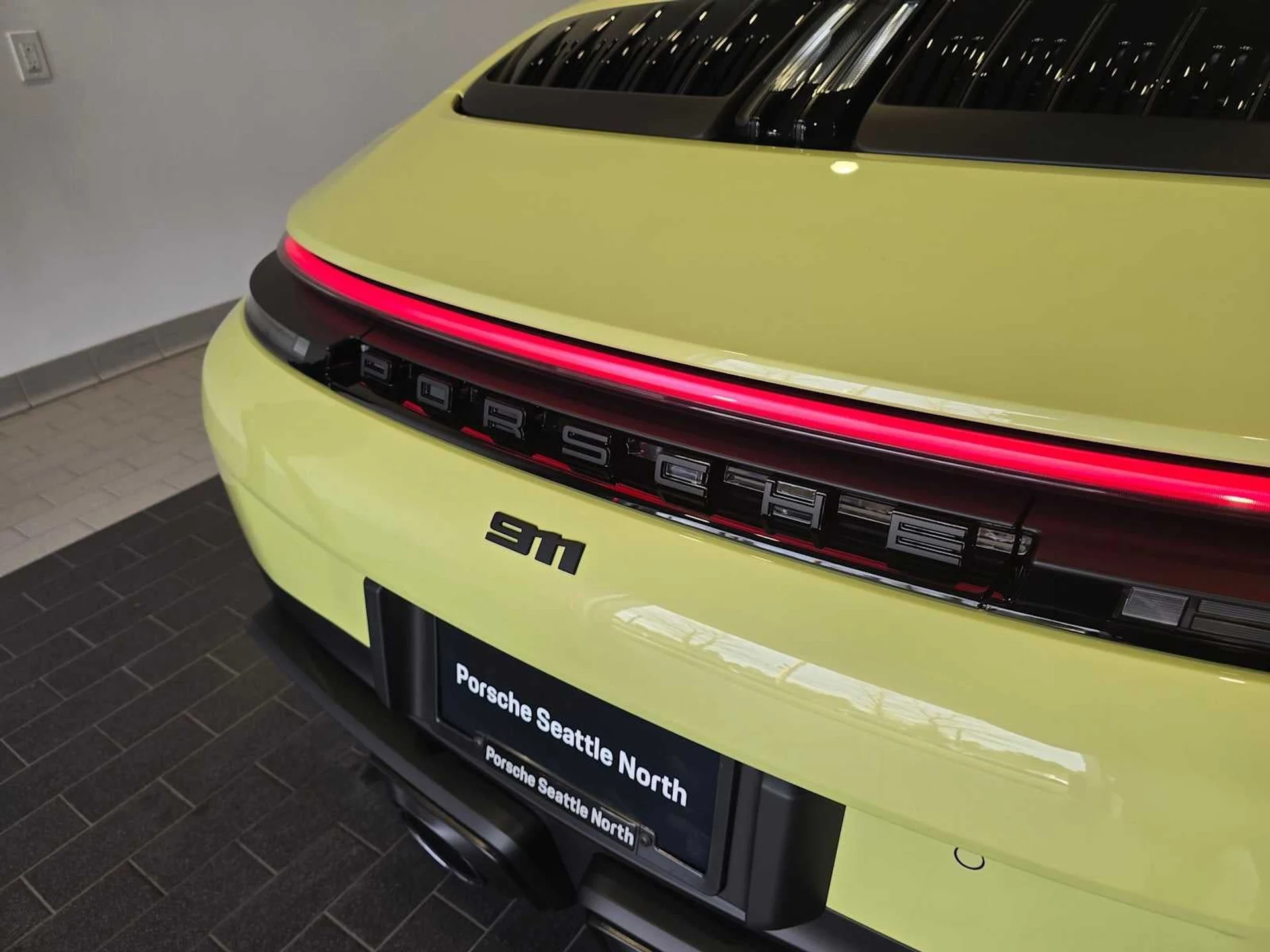 mph015_2711908909_16_f17cb86b67