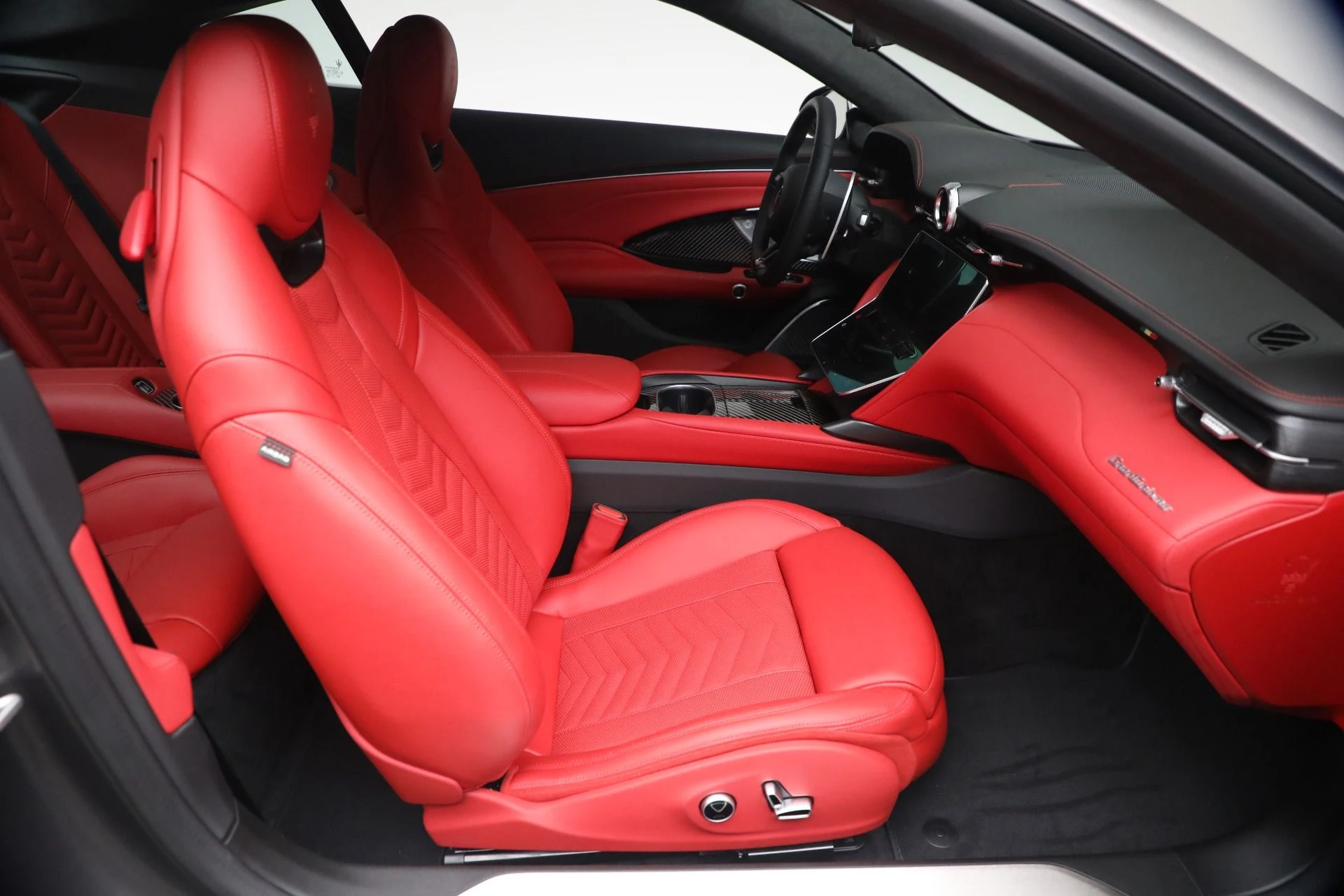 mph015_2713816846_New_2026_Maserati_Gran_Turismo_Trofeo_1781101055_a42fa6639b