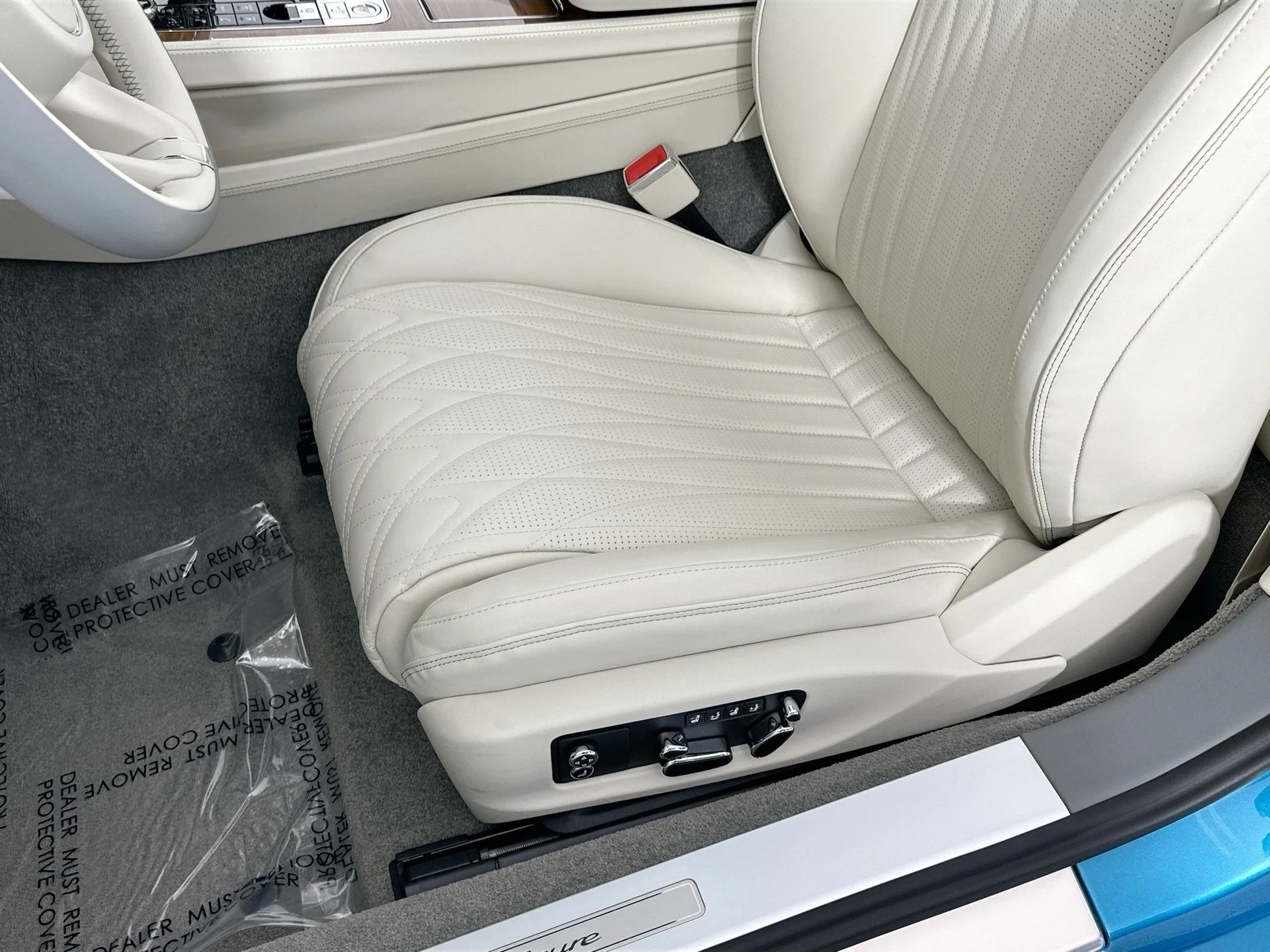 mph015_2721939950_16_d4e695f229