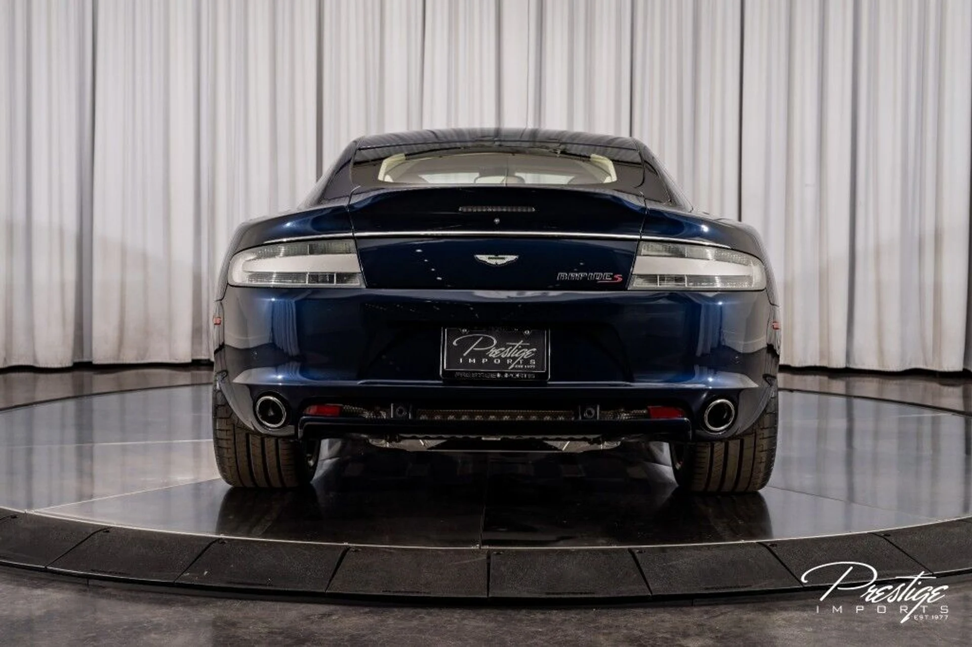 mph015_2721975912_3ace695d224bdf4c8157d5c38a872169_feff3845f3