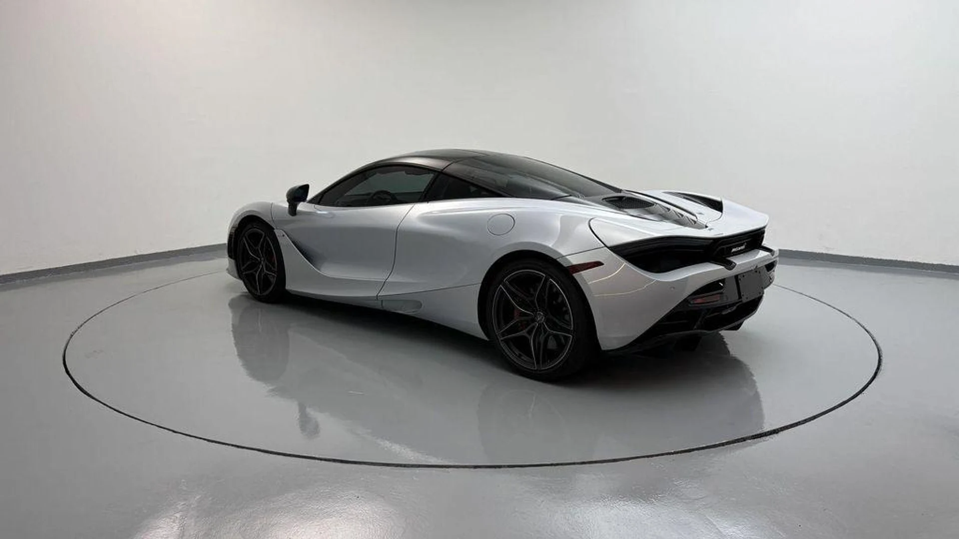 mph015_2723032134_b829mk9oxz_TJY_Cnv_Y_Egh2sh9q4_45f0a33106