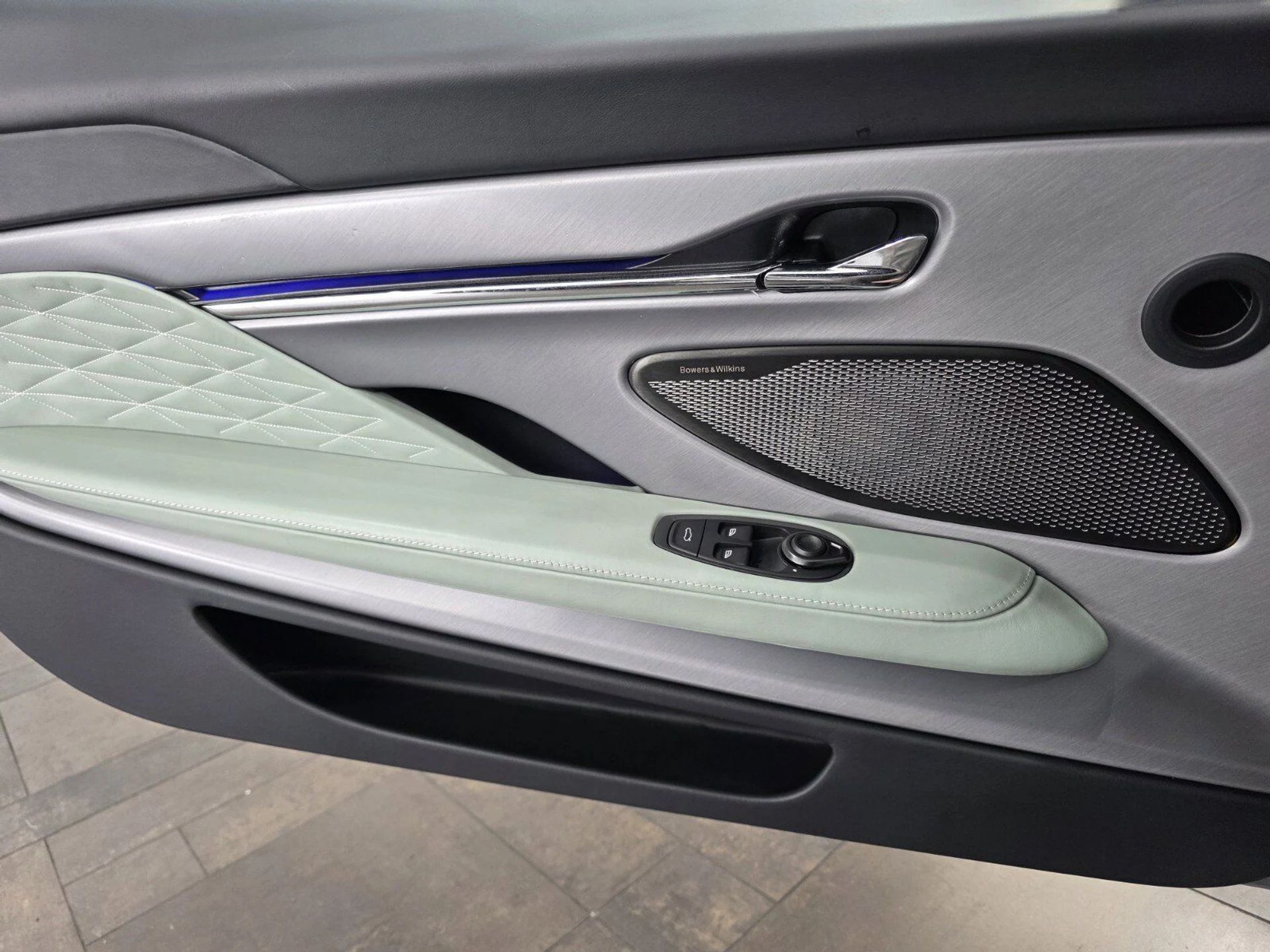 mph015_2724459300_efbdec5a4a31cf6712f74868b8a36630_a35b524e8e