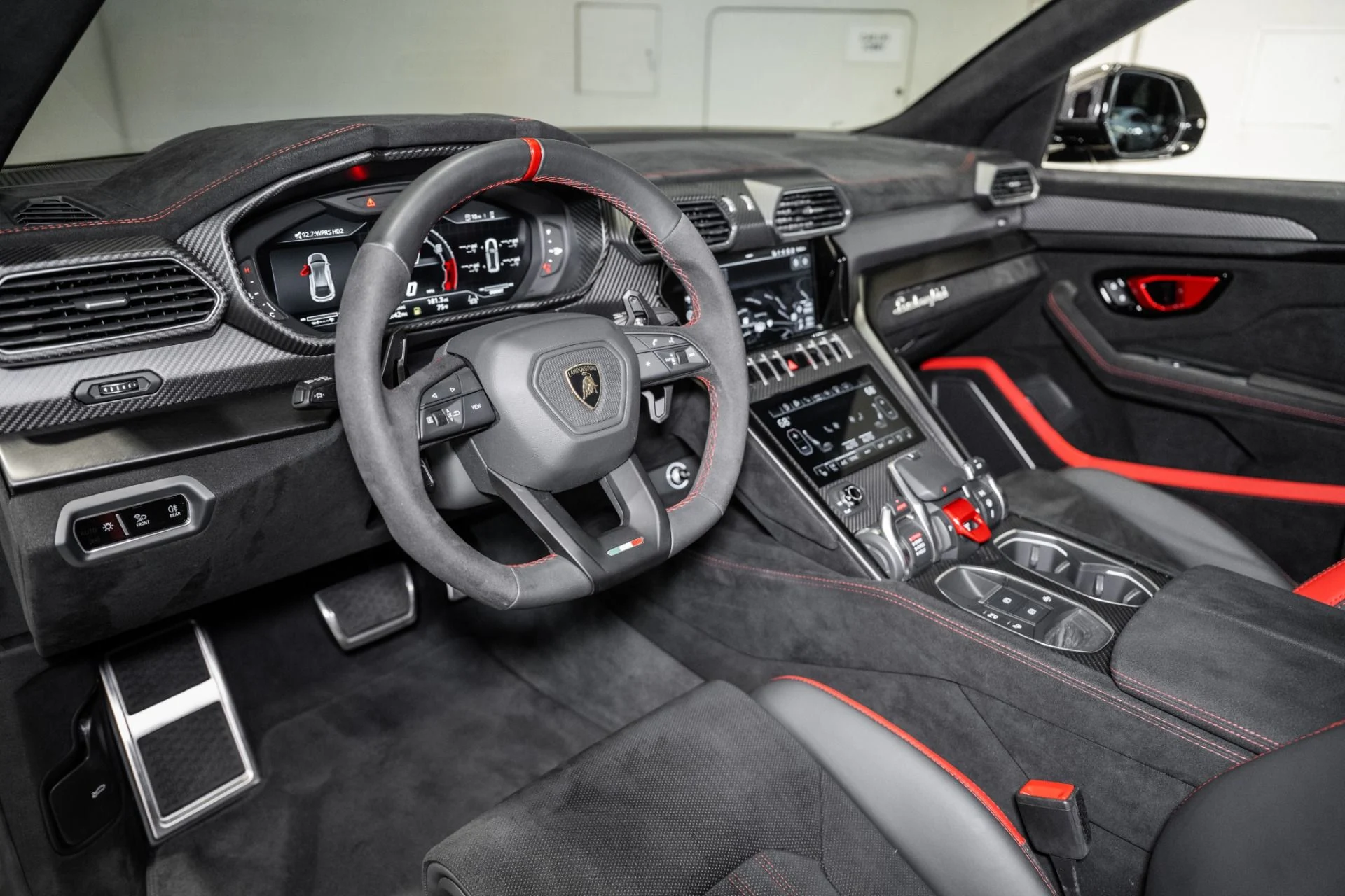 mph015_2727807472_Used_2024_Lamborghini_Urus_Performante_1777998877_95a62211ce