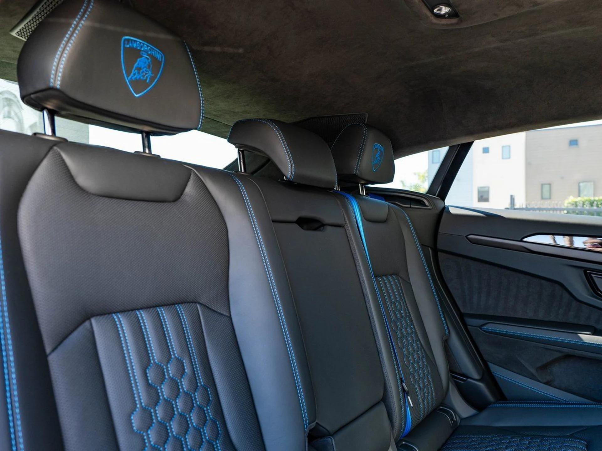 mph015_2729403992_a0dc506a397cb52929fd3f37f63ee435x_4a01b2c0d5