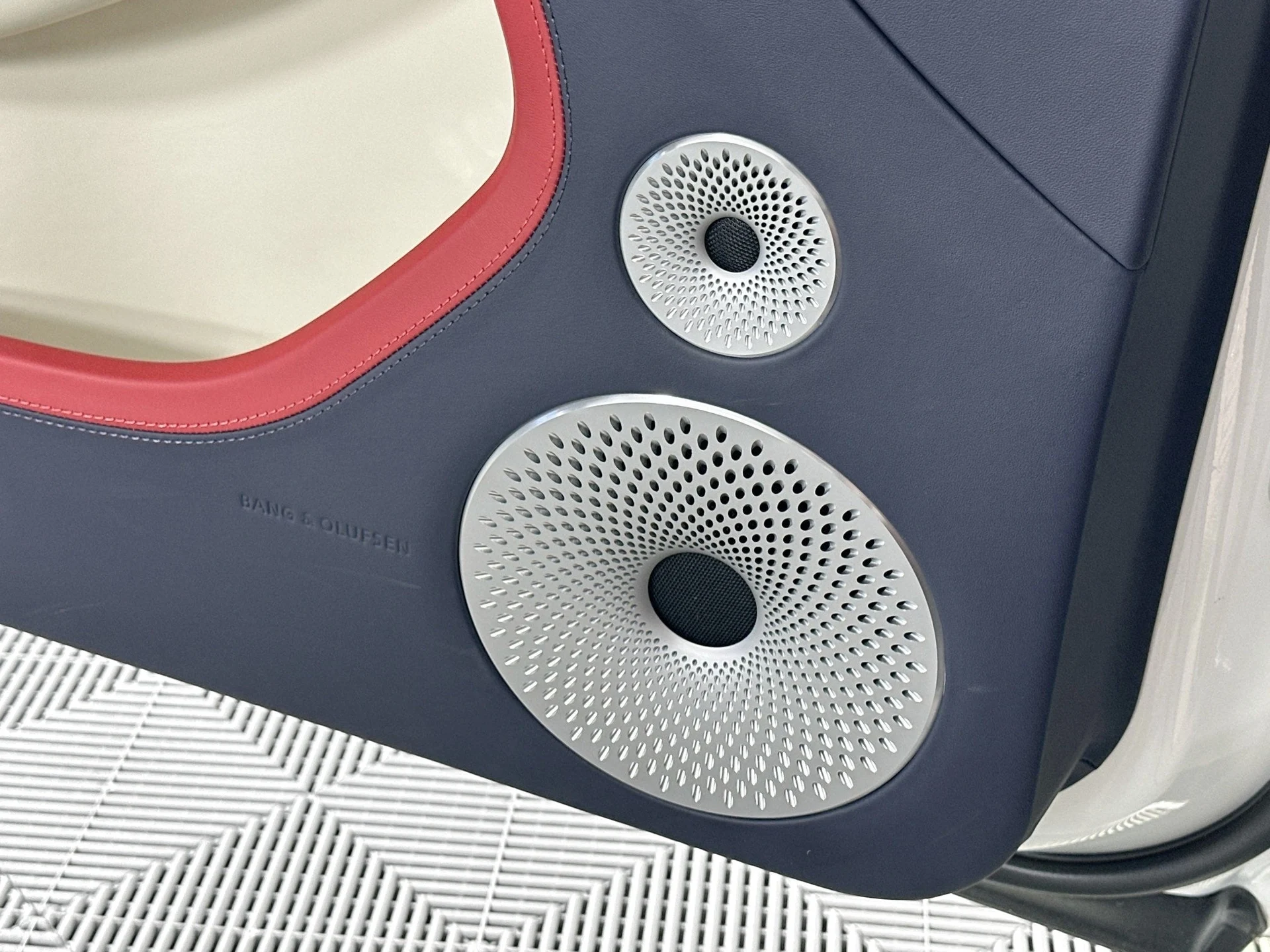 mph015_273267532_16_223472ecfb